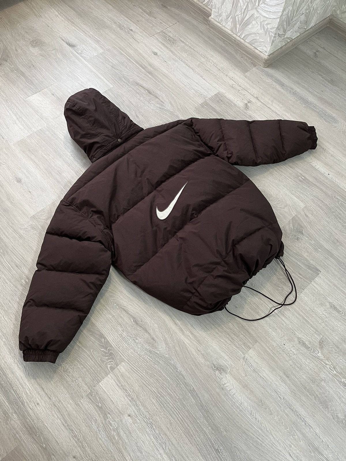 Nike Nike Vintage Y2K Brown Puffer Down Jacket Big Swoosh Logo Size US XL / EU 56 / 4 - 9 Thumbnail