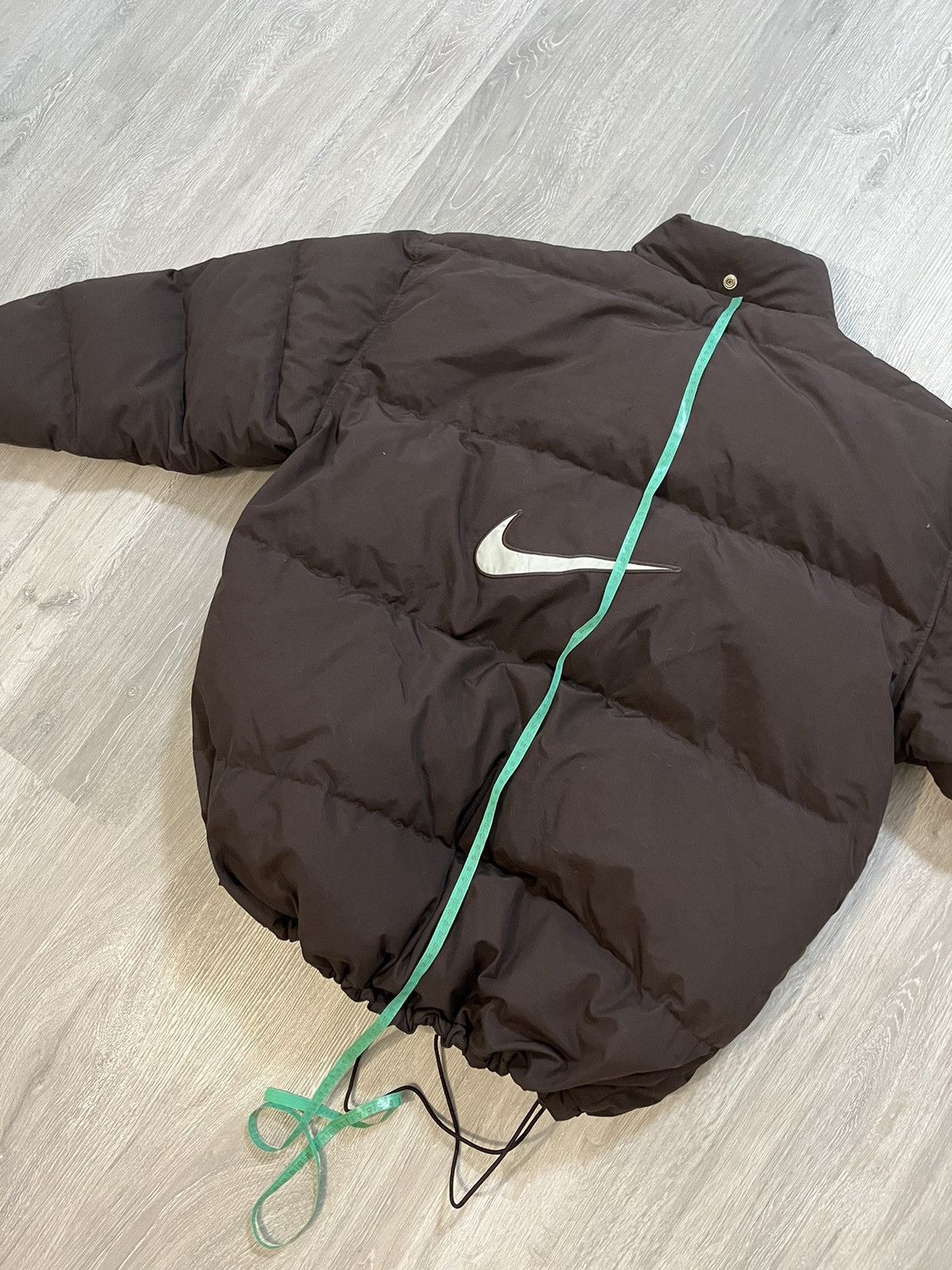 Nike Nike Vintage Y2K Brown Puffer Down Jacket Big Swoosh Logo Size US XL / EU 56 / 4 - 16 Thumbnail