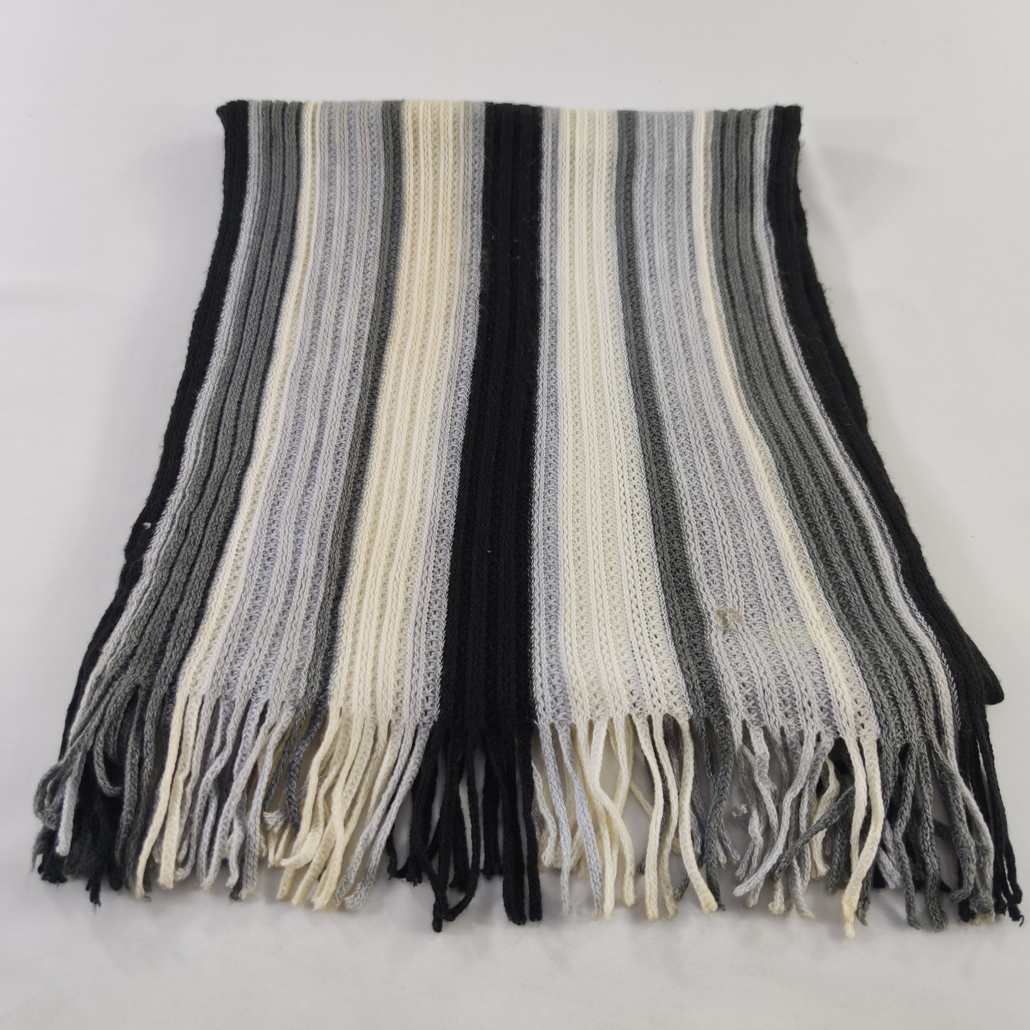 Chaps Ralph Lauren Chaps Ralph Lauren Scarf/Muffler/Wool S052 Size ONE SIZE - 3 Thumbnail