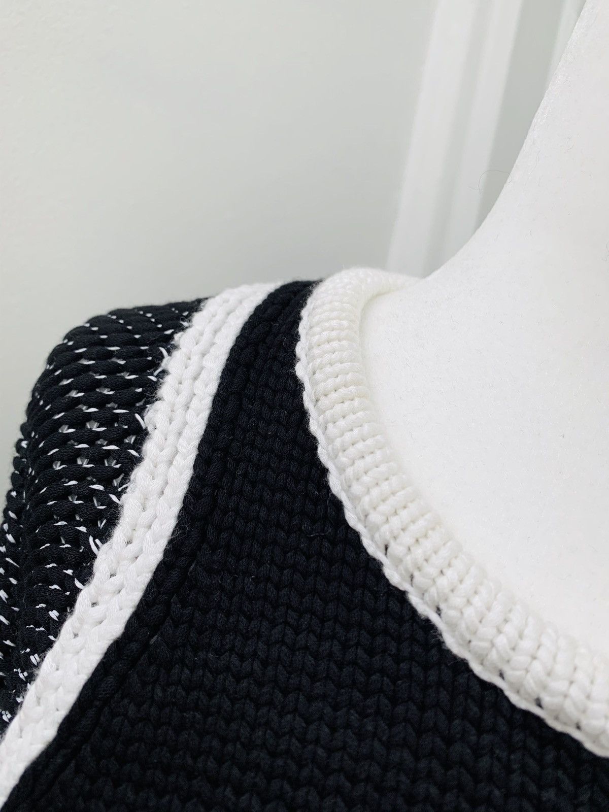 Helmut Lang Helmut Lang NWOT Intarisa Knit 3/4 sleeve pullover Size US XXS / EU 40 - 10 Thumbnail