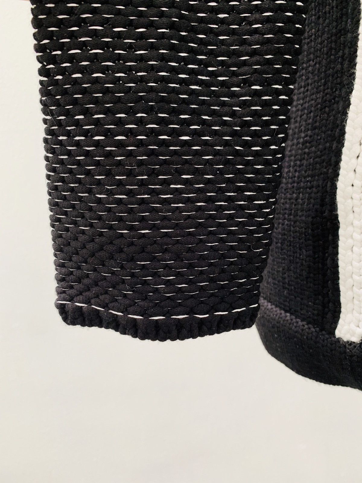 Helmut Lang Helmut Lang NWOT Intarisa Knit 3/4 sleeve pullover Size US XXS / EU 40 - 6 Thumbnail