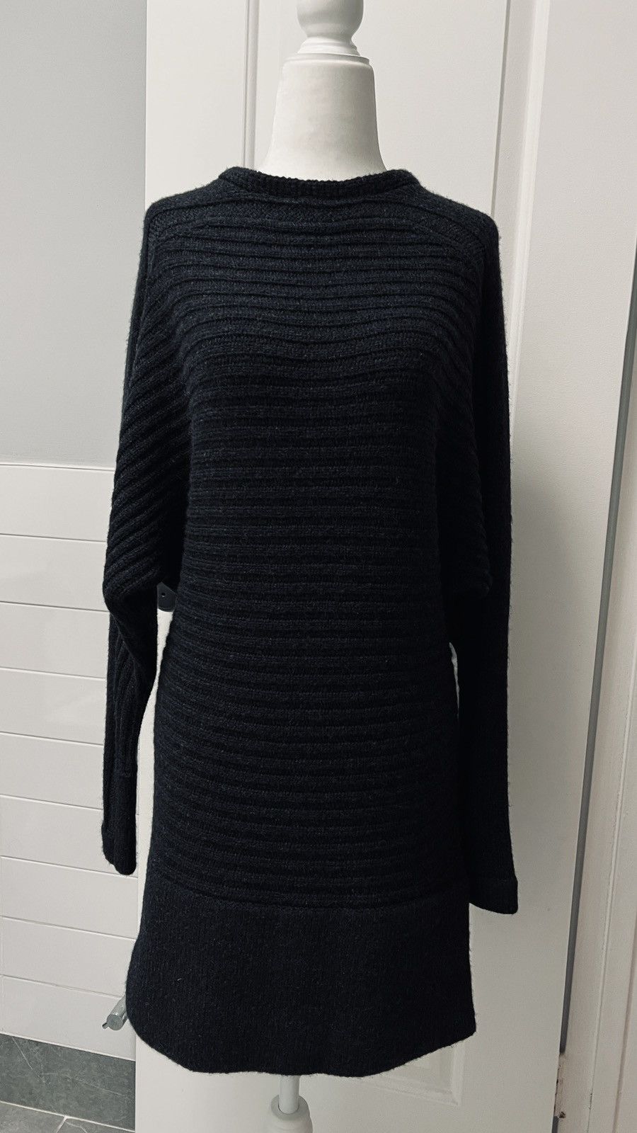 Helmut Lang NWOT Bat Sleeve Heavy Knit Elongated Sweater XS/S Size US XS / EU 42 / 0 - 1 Thumbnail