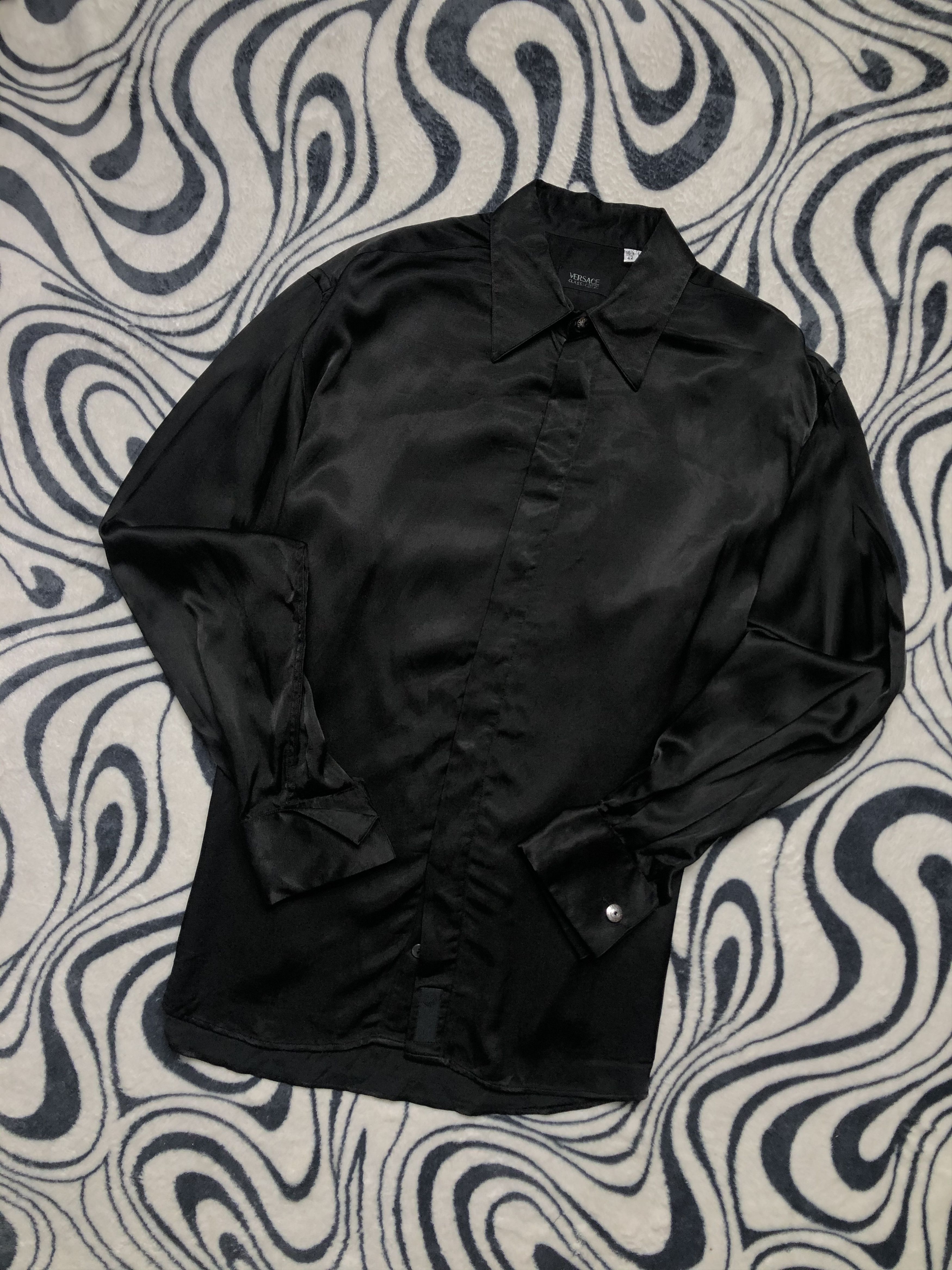 Vintage V2 by VERSACE Size M Gray Cotton Button Up Patch Pocket Long Sleeve Shirt main image 0
