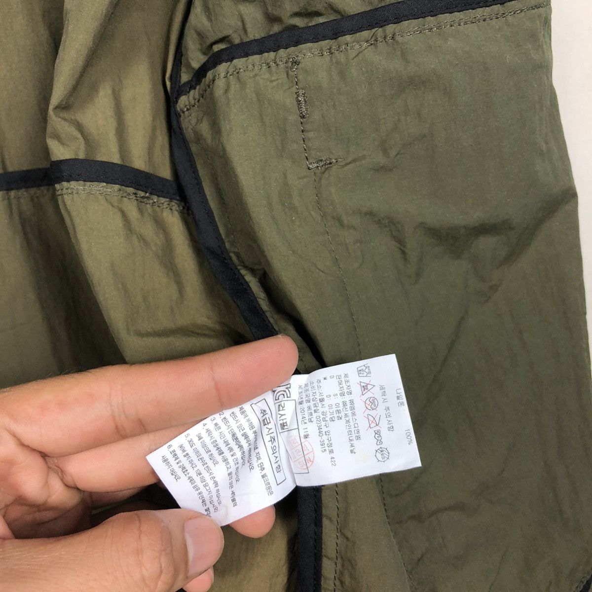 Salomon Salomon Outdoor Multipocket Sun Faded Jacket Size US L / EU 52-54 / 3 - 16 Thumbnail