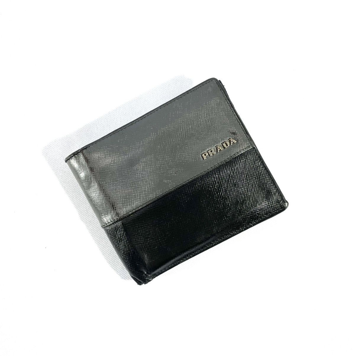 Prada Sale‼️ Saffiano Leather Bifold Wallet Grailed
