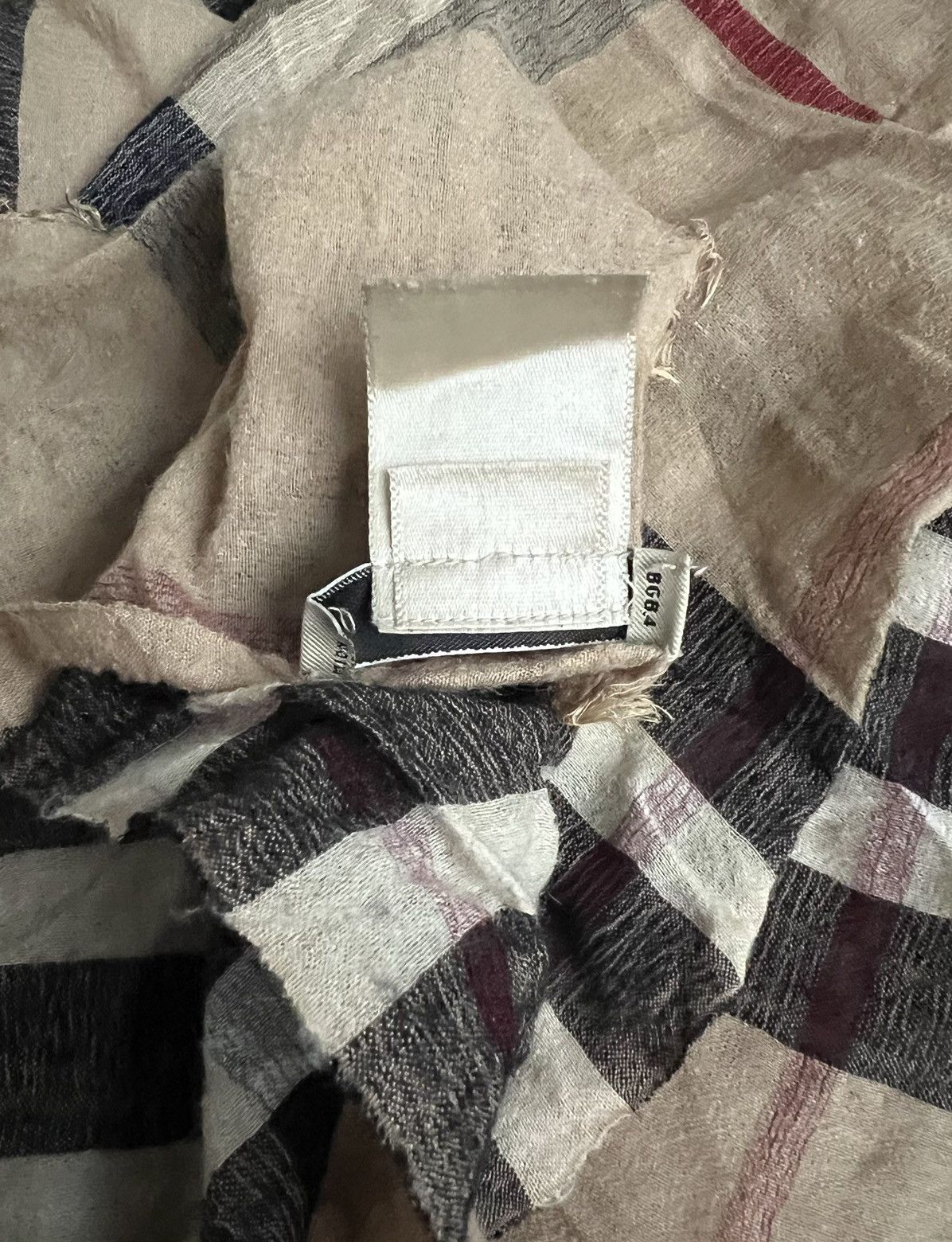 Burberry 600$ Burberry Nova Check Lightweight Giant Wool & Silk Scarf Size ONE SIZE - 12 Thumbnail