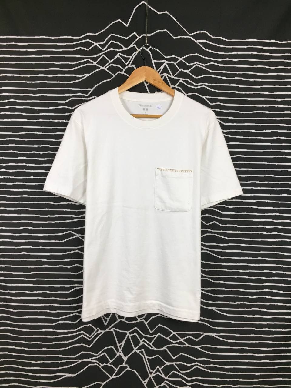 JW Anderson × Uniqlo J.W.Anderson UNIQLO Pocket Tee Size US M / EU 48-50 / 2 - 2 Thumbnail