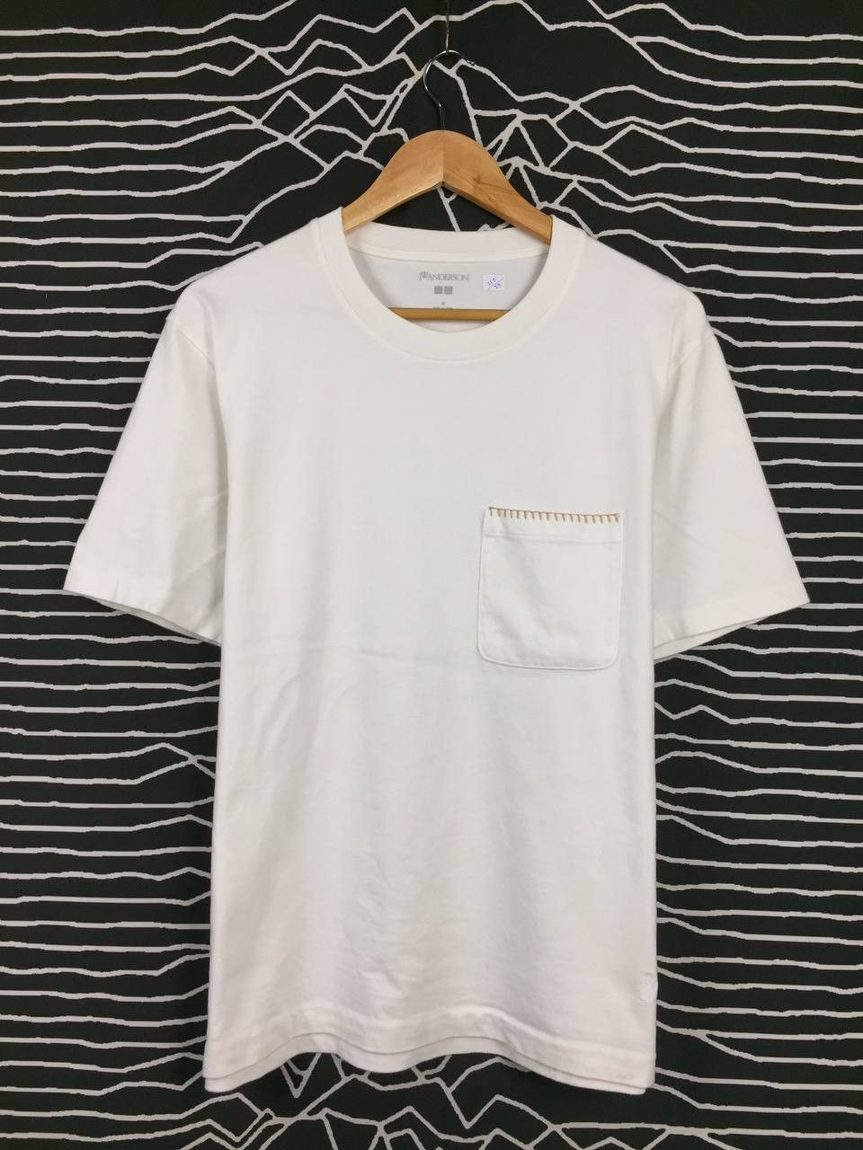 JW Anderson × Uniqlo J.W.Anderson UNIQLO Pocket Tee Size US M / EU 48-50 / 2 - 1 Thumbnail