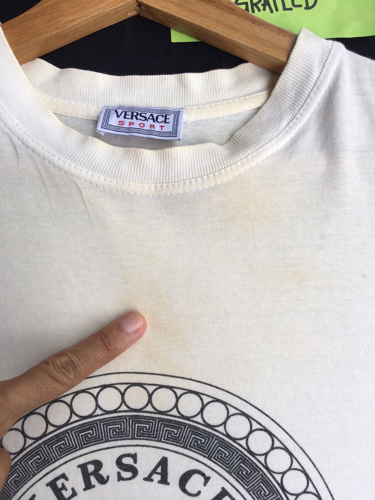 Versace Rare Vintage Versace Medusa Big Logo Tshirt Size US L / EU 52-54 / 3 - 9 Thumbnail