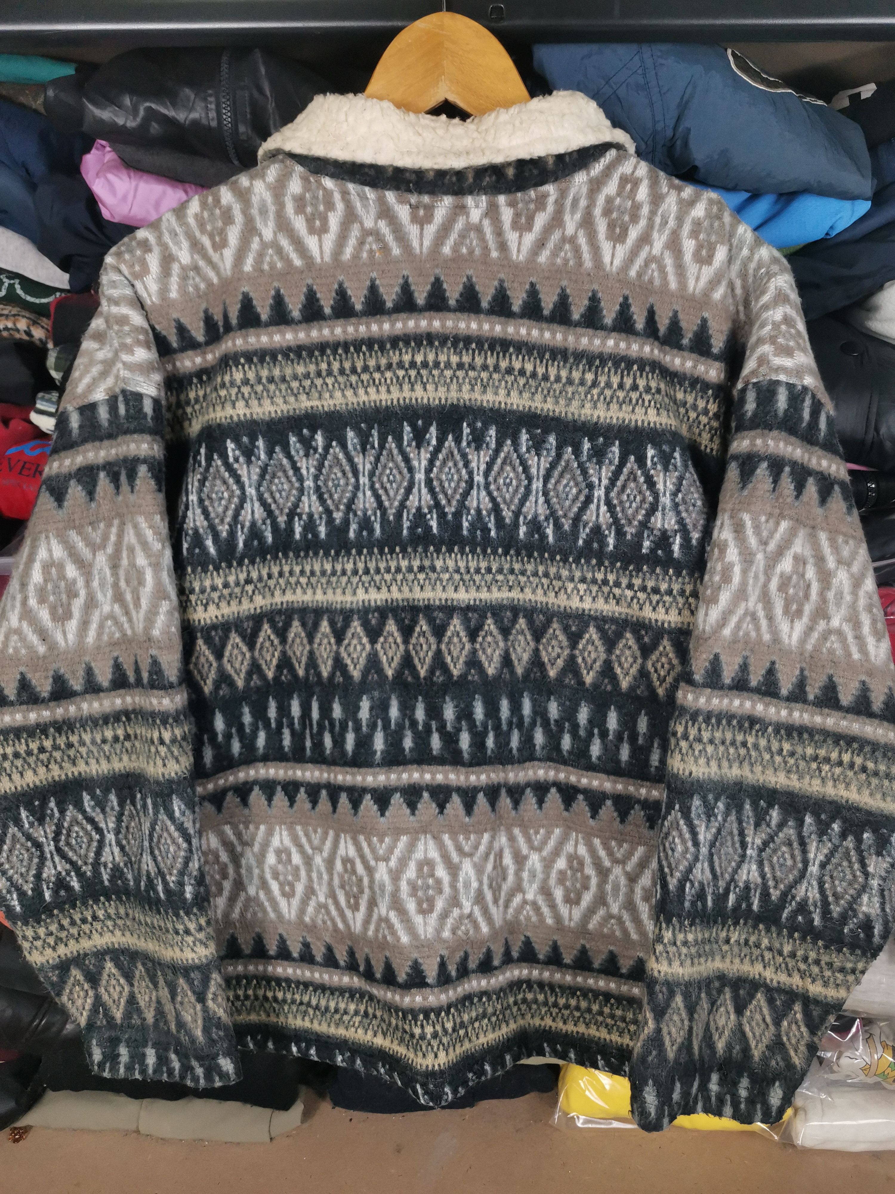Japanese Brand Vintage Navajo Native Fullprint Button Jacket By Jokygal Size US M / EU 48-50 / 2 - 3 Thumbnail