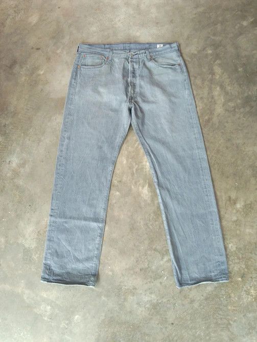 Levi's Vintage Levi's 501 Grey Straight Leg Jeans 38x32 Size US 38 / EU 54 - 1 Thumbnail