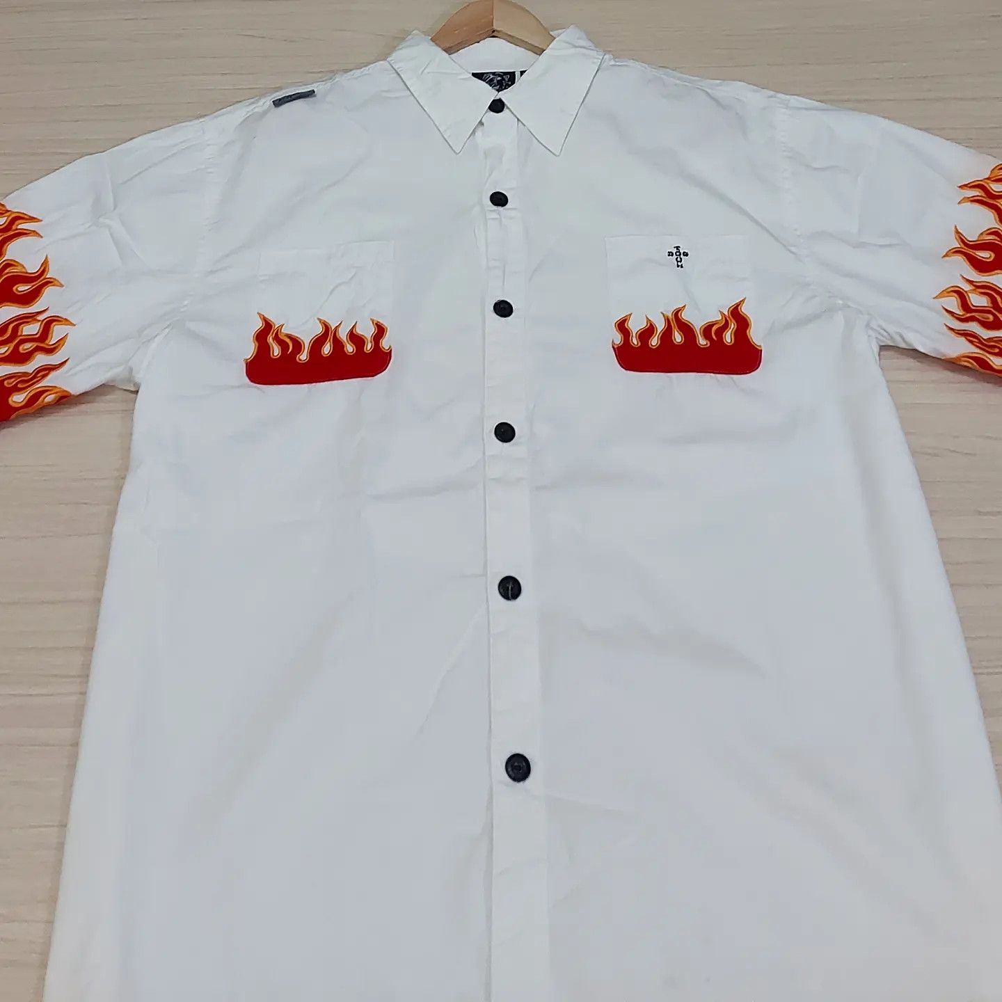 Dogtown DOG TOWN Black Dragon Flame Button Shirt Size US XL / EU 56 / 4 - 2 Thumbnail