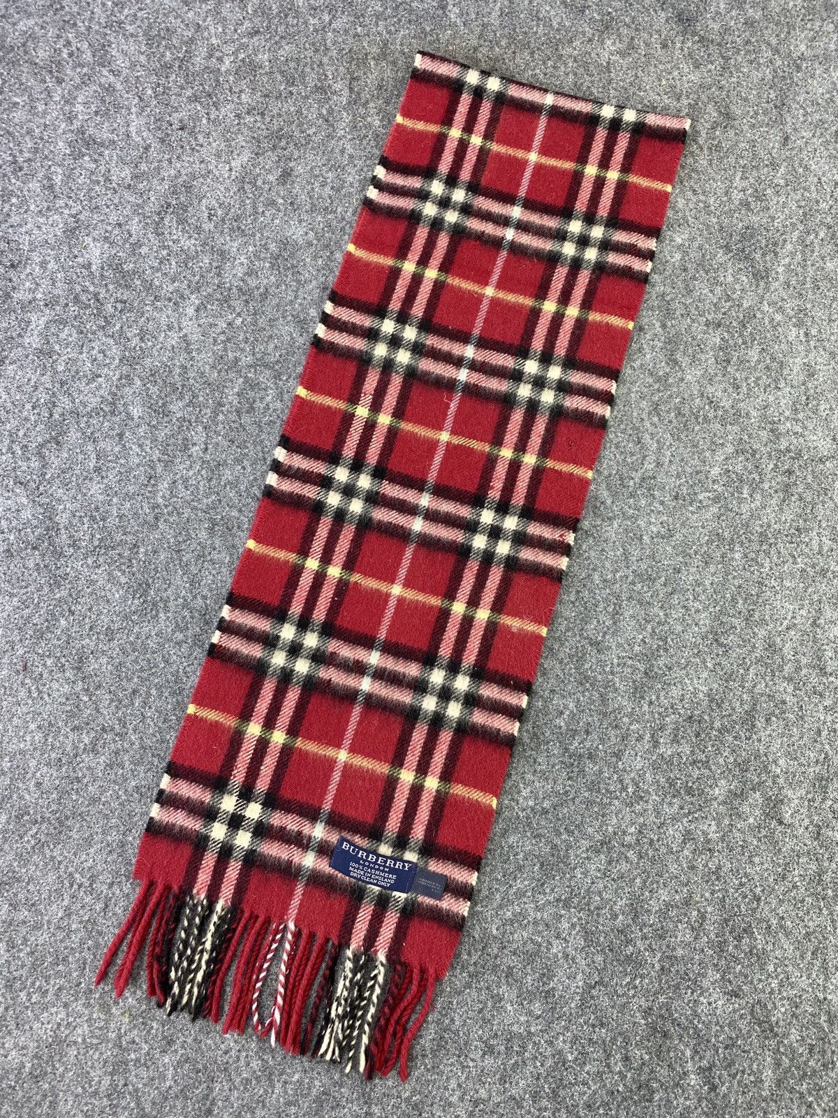 Burberry Burberry Scarf/Muffler/Neckwear -T127 Size ONE SIZE - 1 Thumbnail