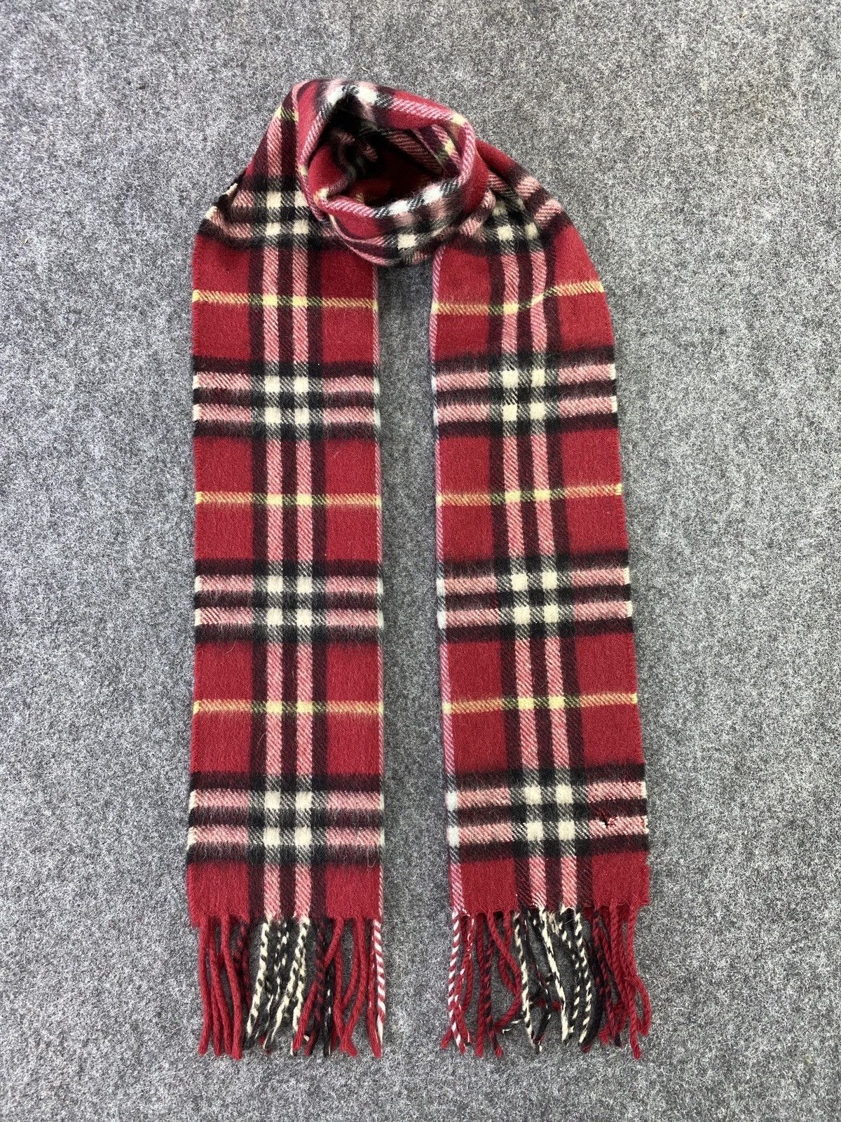 Burberry Burberry Scarf/Muffler/Neckwear -T127 Size ONE SIZE - 2 Thumbnail