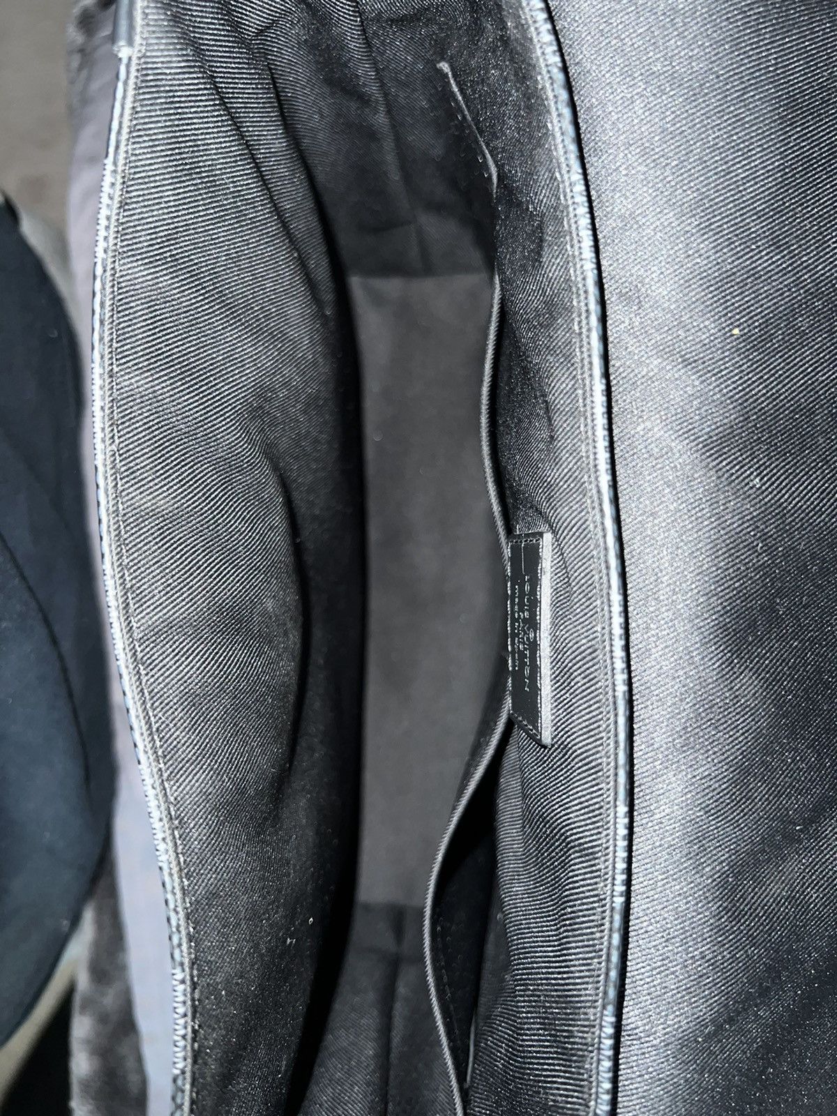 Louis Vuitton Louis Vuitton Damier Graphite District PM Men’s Shoulder Bag Size ONE SIZE - 15 Thumbnail