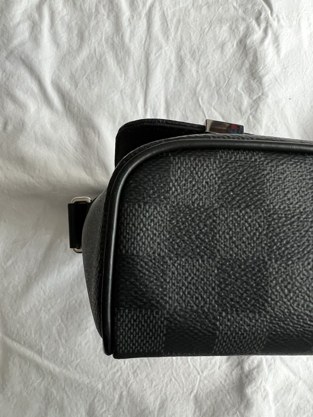 Louis Vuitton Louis Vuitton Damier Graphite District PM Men’s Shoulder Bag Size ONE SIZE - 12 Thumbnail