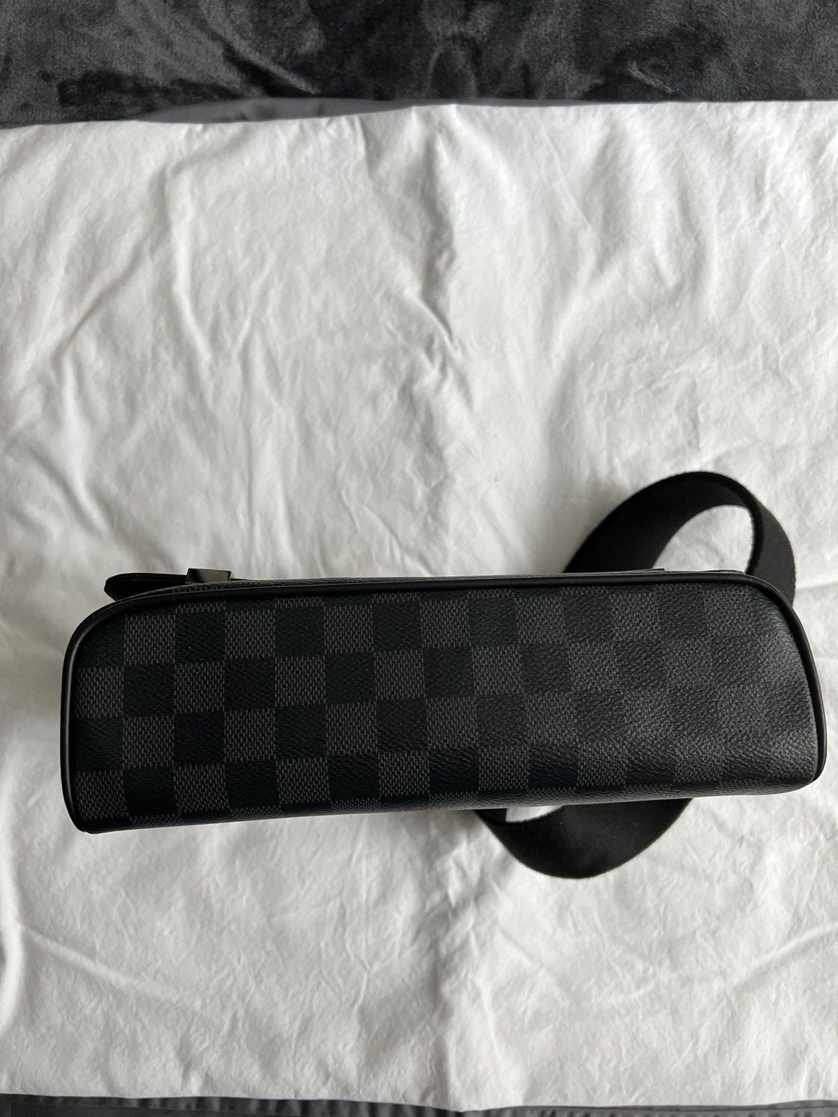 Louis Vuitton Louis Vuitton Damier Graphite District PM Men’s Shoulder Bag Size ONE SIZE - 3 Thumbnail
