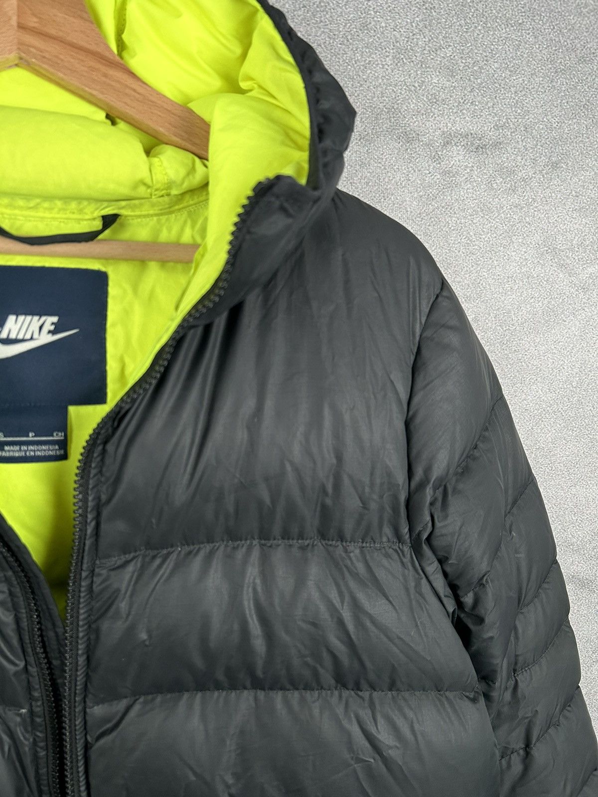 Nike Nike Black Puffer Jacket y2k Retro Swoosh Size US S / EU 44-46 / 1 - 5 Thumbnail