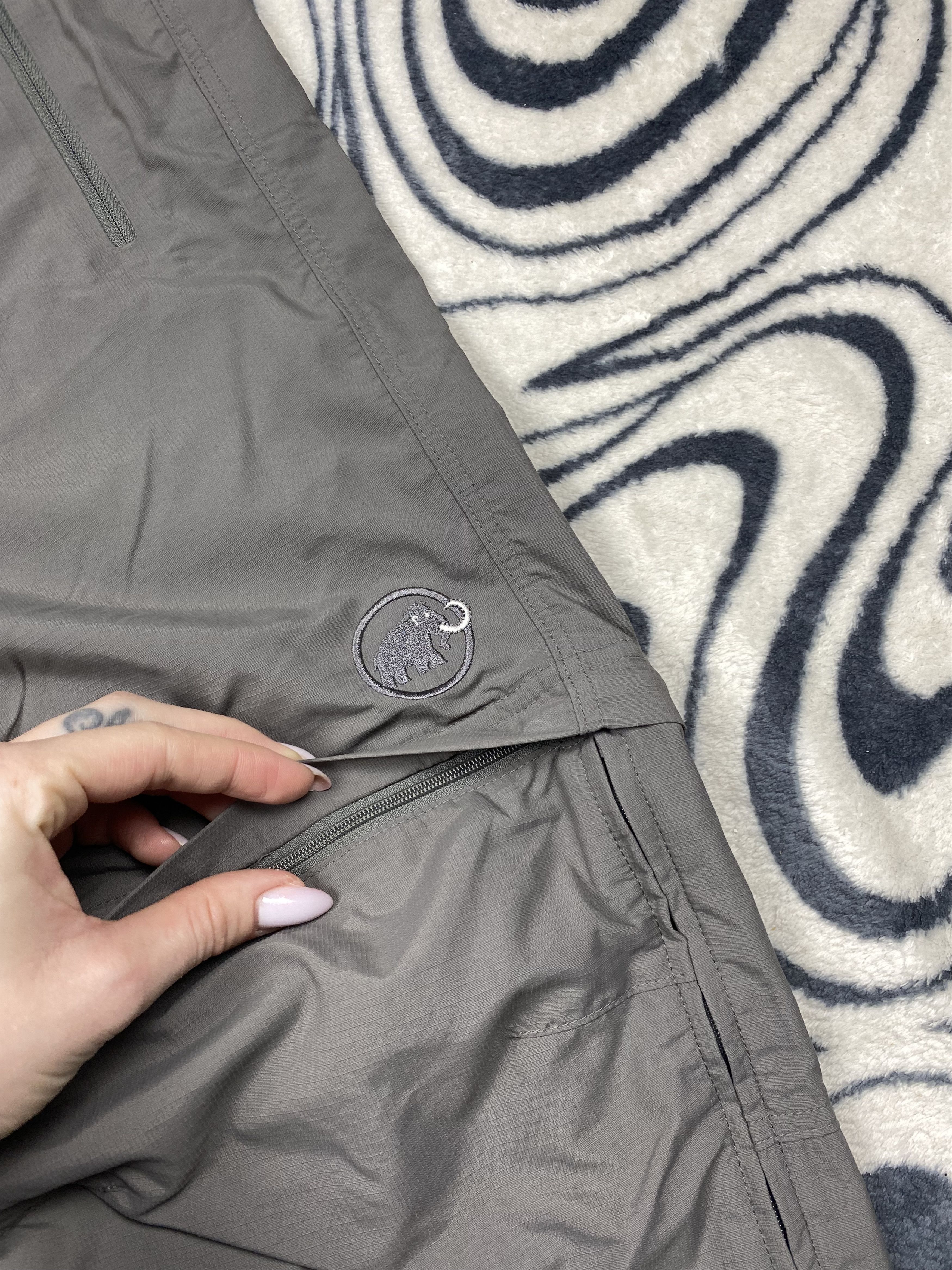 Mammut Mammut Womens Outdoor Trekking Cargo Pants Shorts Size 30" / US 8 / IT 44 - 3 Thumbnail