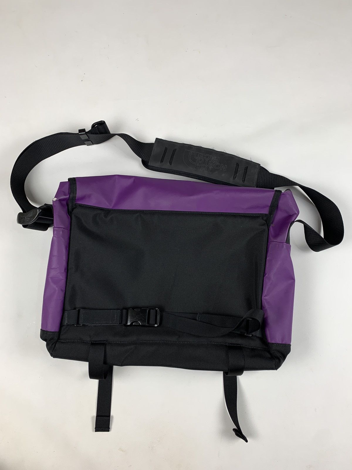 The North Face Vintage The North Face Purple Crossbody Messenger Bag Size ONE SIZE - 5 Thumbnail