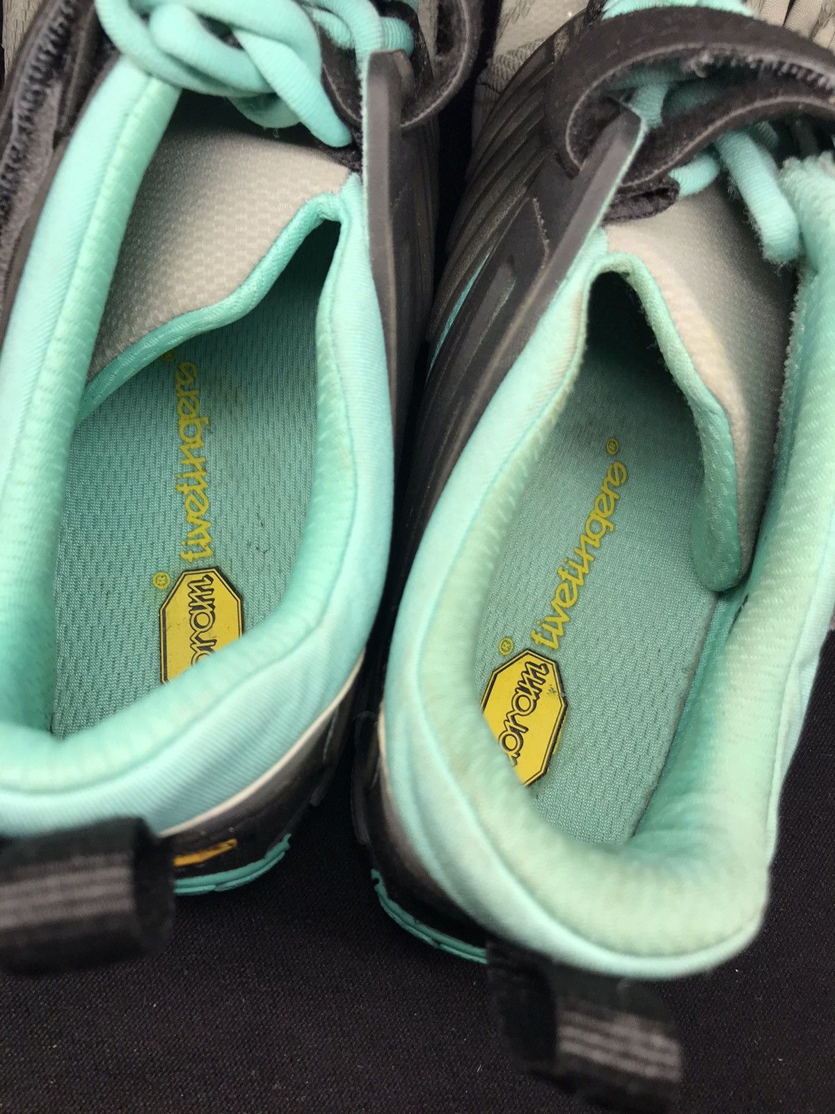 Vibram Vibram Five Fingers V-Train Cross Trainer Grey/Black Size 7 Size US 7 / IT 37 - 7 Thumbnail