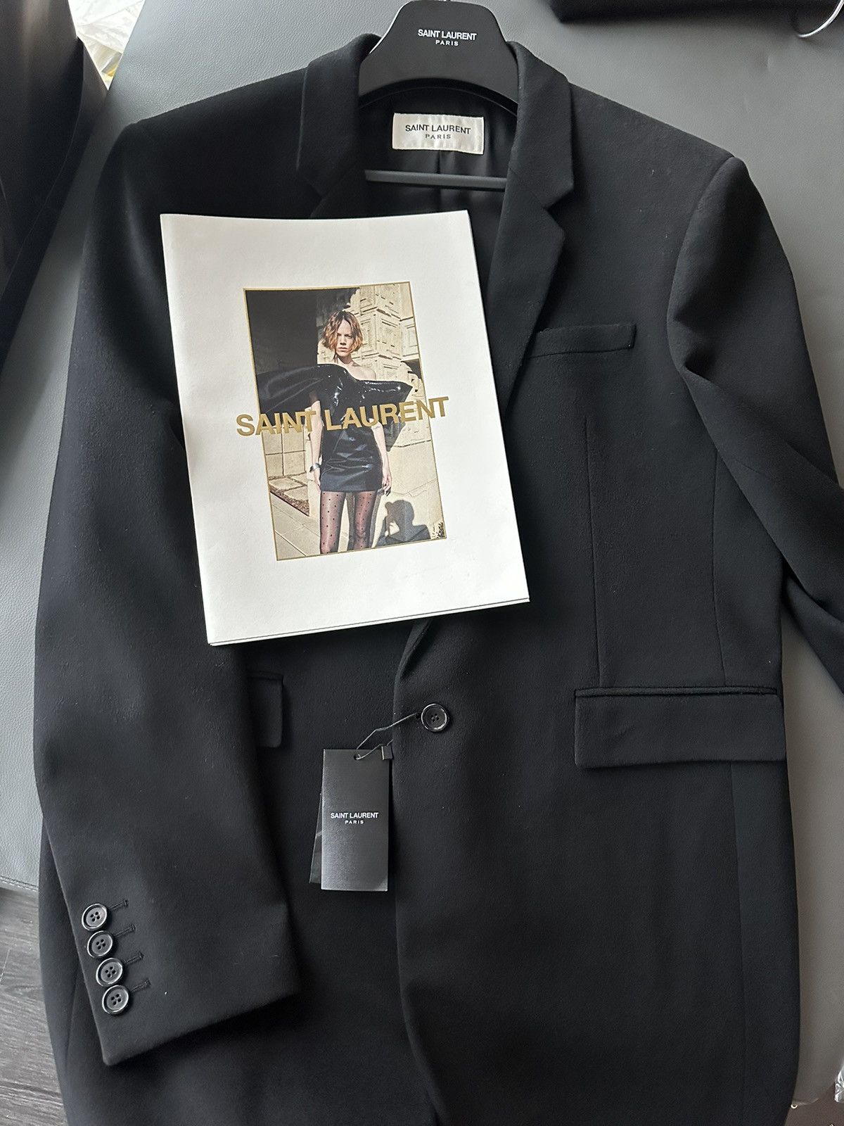 Saint Laurent Paris $4,300 Super Runway Cashmere Saint Laurent Trench Coat Size US L / EU 52-54 / 3 - 23 Thumbnail