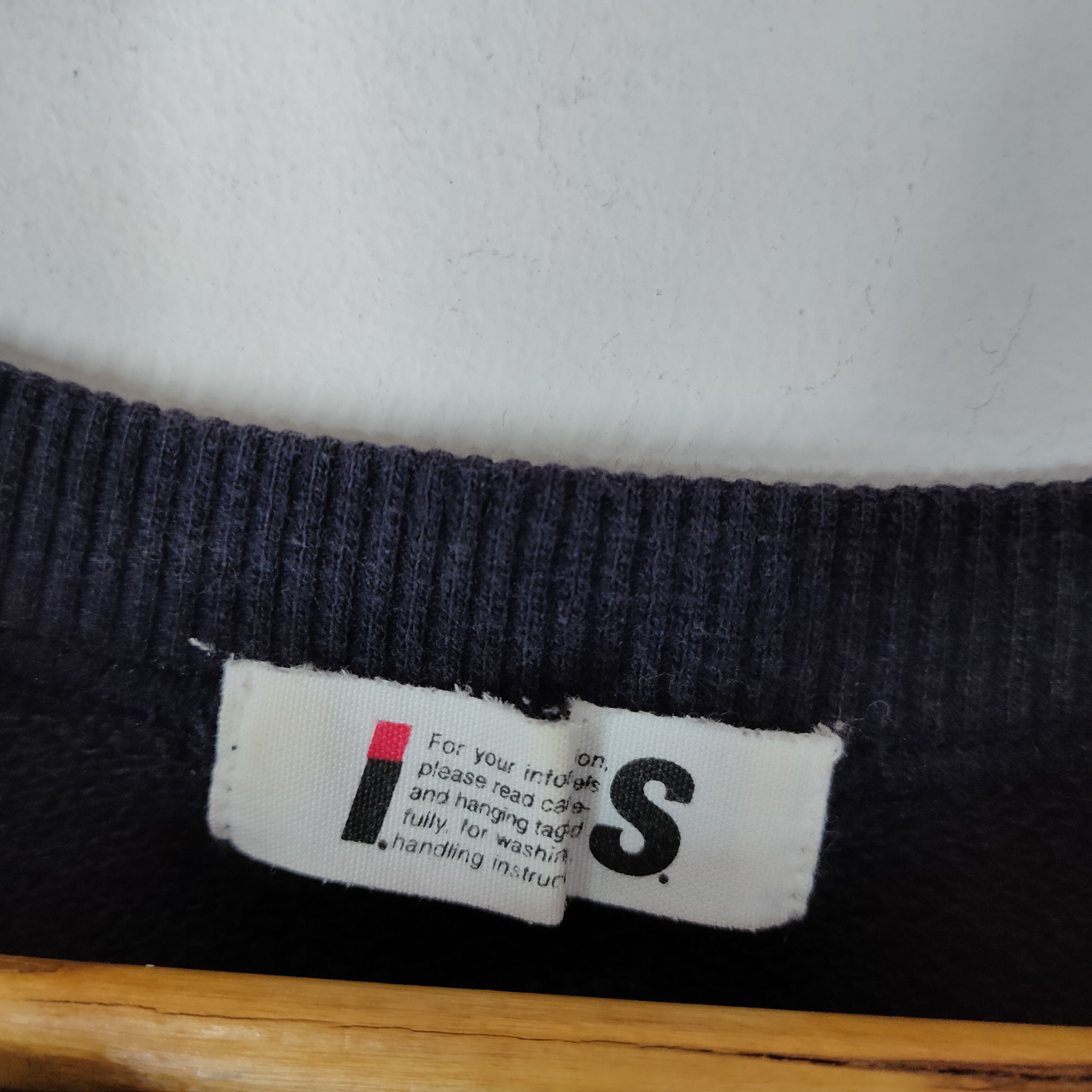 Issey Miyake Vintage 80s ISSEY MIYAKE IS SPORT Back Printed Sweatshirt Size US M / EU 48-50 / 2 - 6 Thumbnail