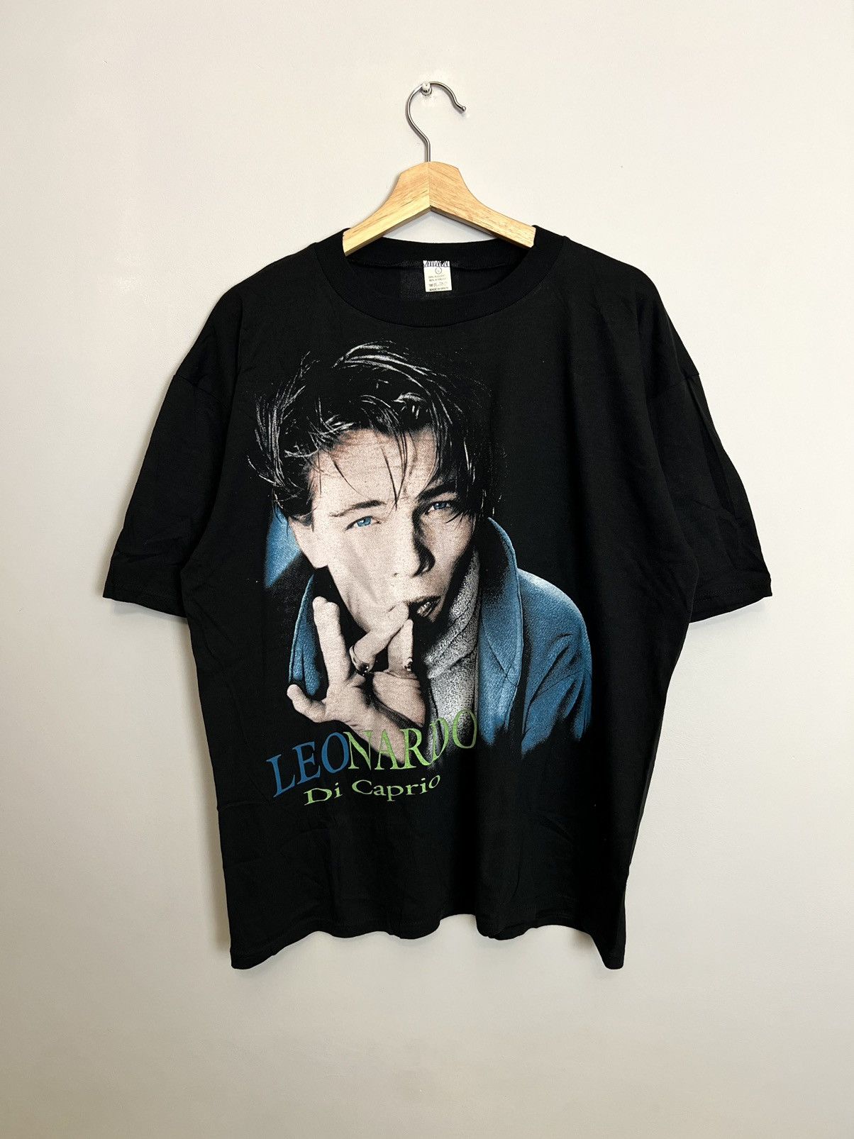 Vintage Vintage 90s Leonardo Dicaprio Leo Movie Rap Tee Rare Hype Size US L / EU 52-54 / 3 - 1 Thumbnail