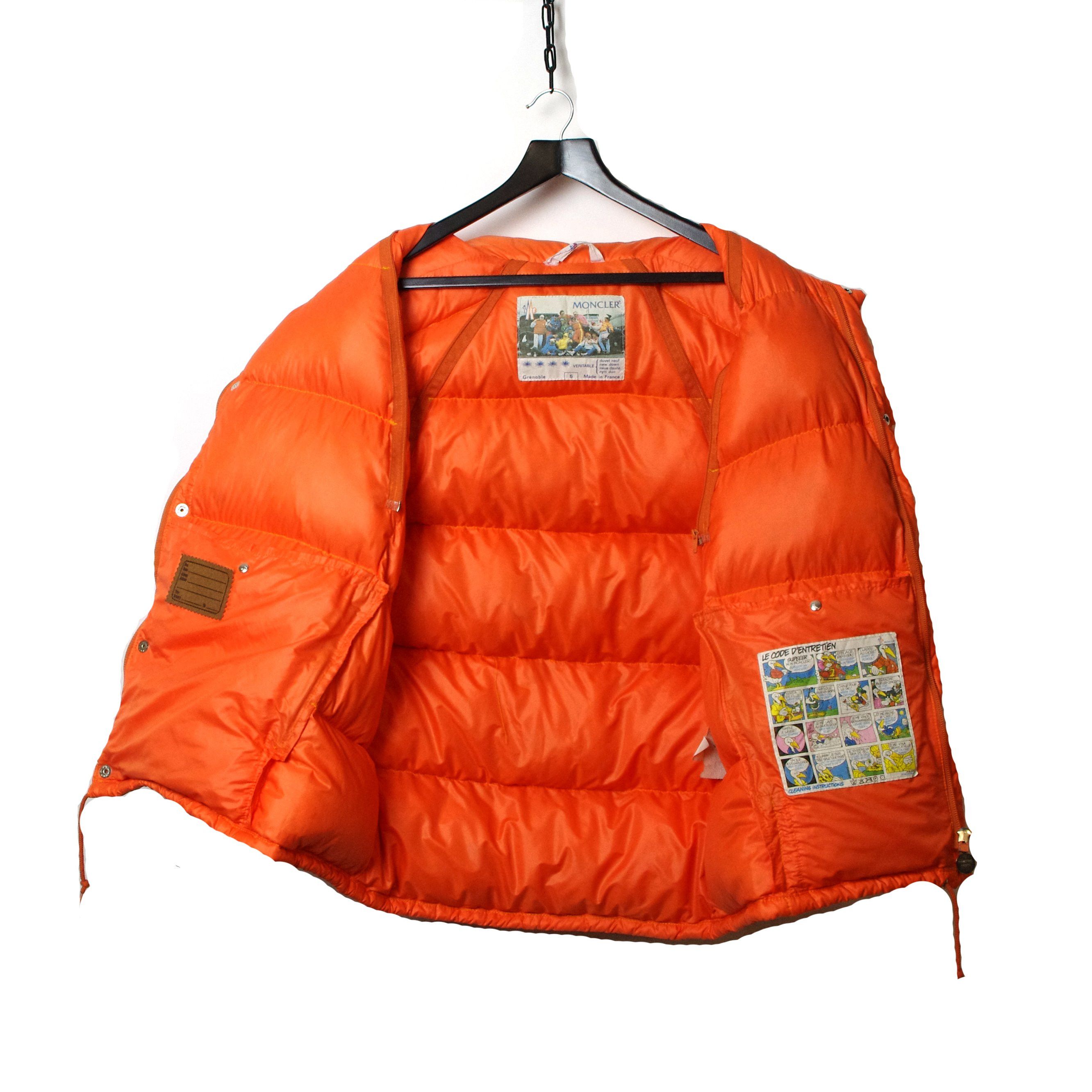 MONCLER GRENOBLE DOWN JACKET WITH REMOVABLE SLEEVES ORANGE
