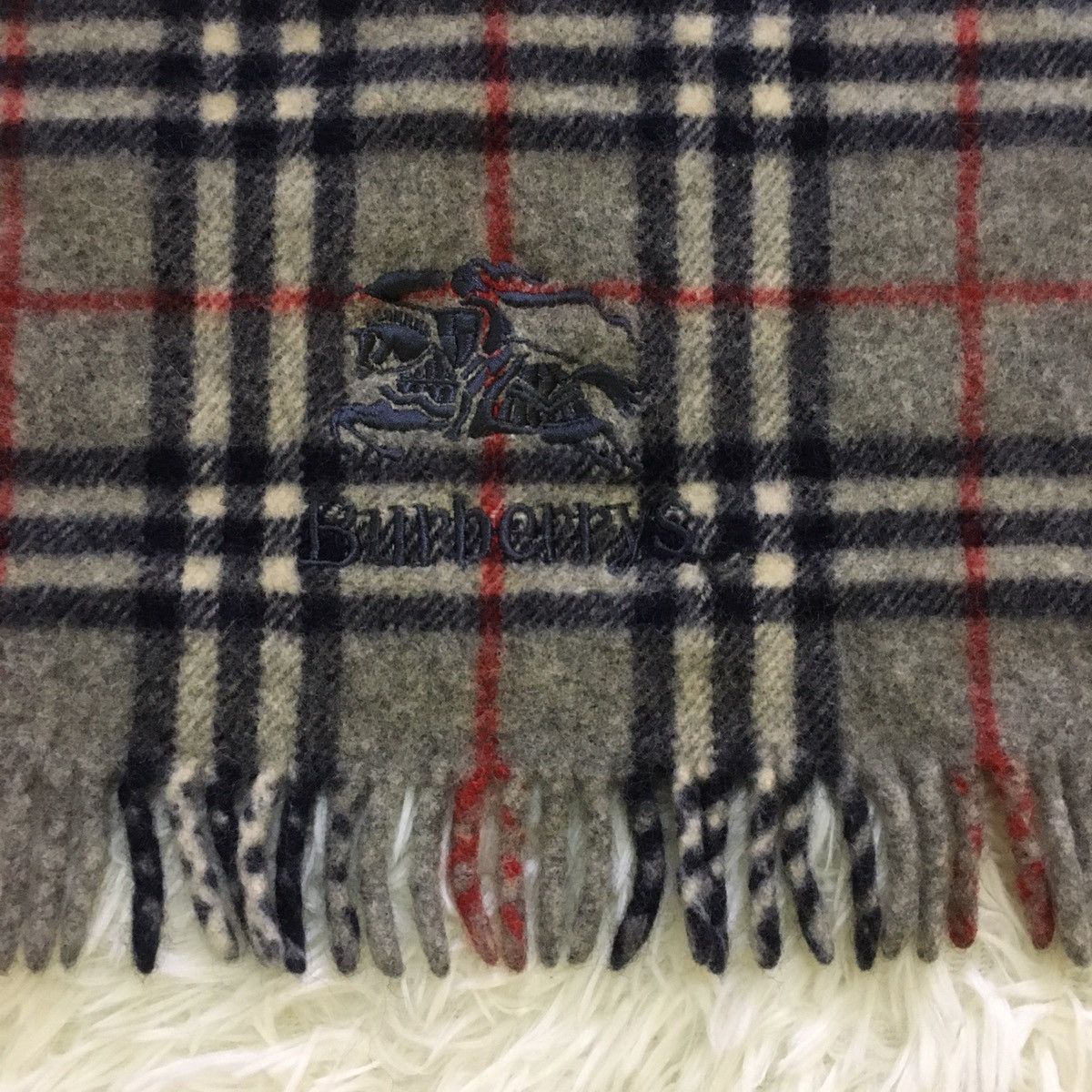 Burberry Nova Check Burberry Scarf Size ONE SIZE - 5 Thumbnail