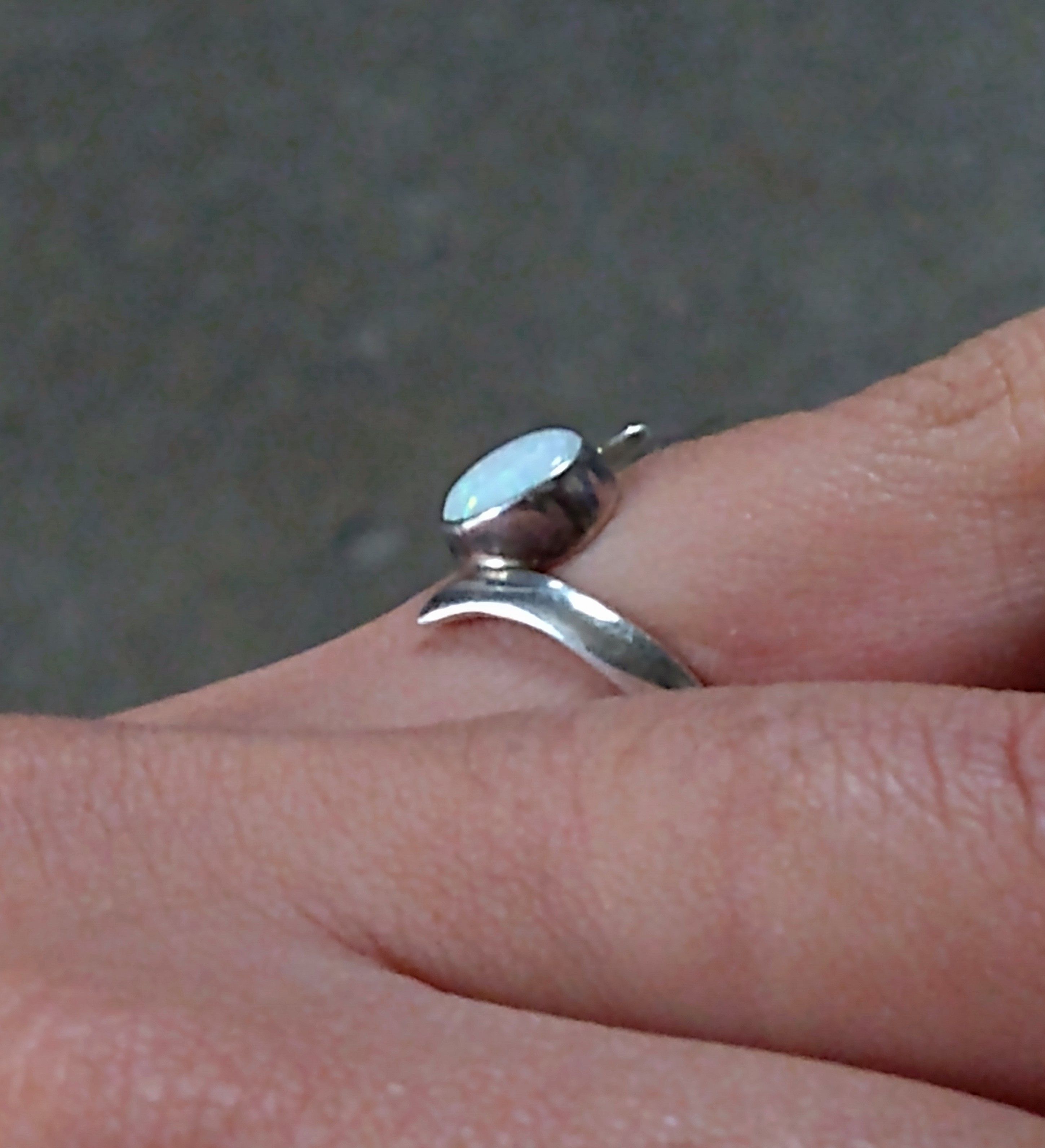 Jewelry Sterling Silver Ring Faux Fire Opal 7.5 Modern Bypass Size ONE SIZE - 10 Thumbnail