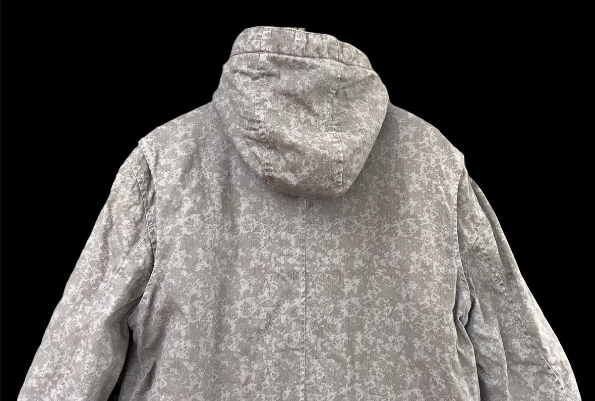 Other Otarie Snow Camo Heavy Hooded Jacket Size US L / EU 52-54 / 3 - 9 Thumbnail