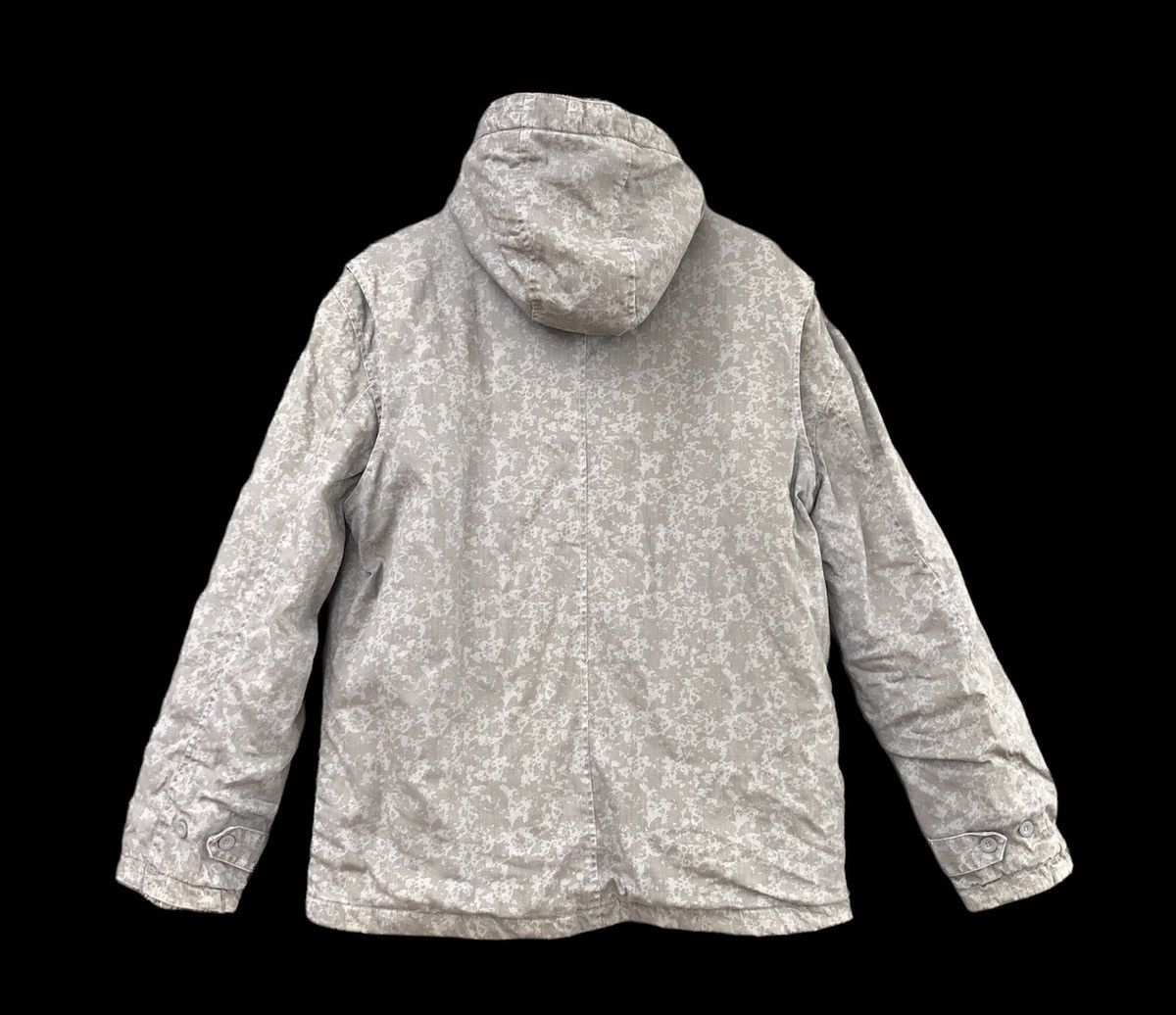 Other Otarie Snow Camo Heavy Hooded Jacket Size US L / EU 52-54 / 3 - 8 Thumbnail