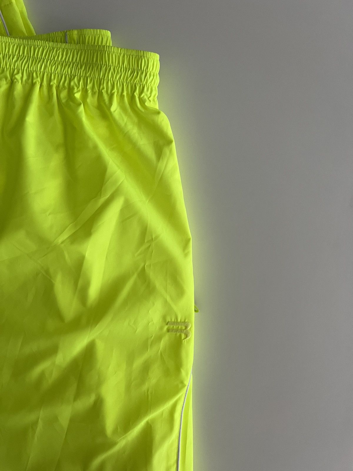 Balenciaga Balenciaga Neon Relaxed-Fit Track Pants Size US 32 / EU 48 - 6 Thumbnail