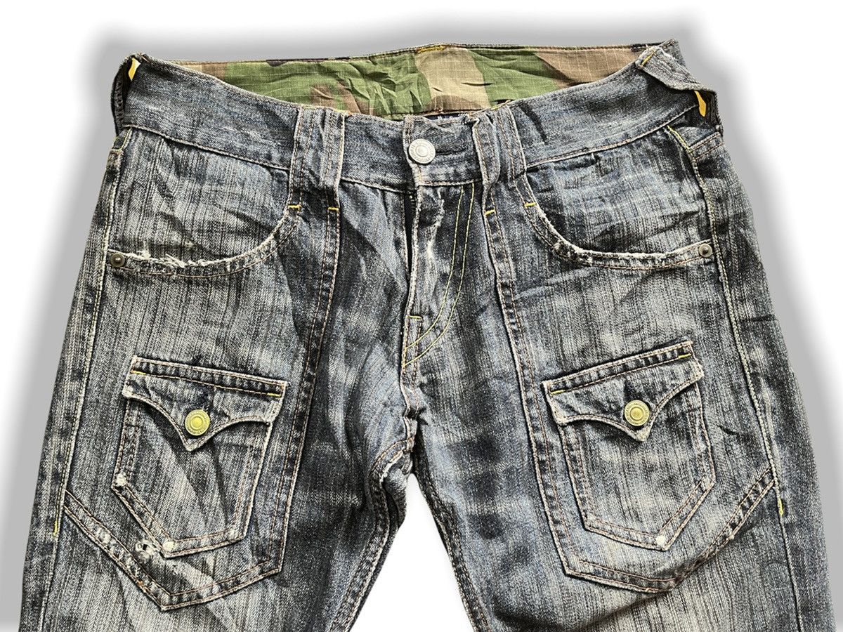 Japanese Brand × Vintage AVANT GARDE KEARNEY HOUSE CAMO BUSH DENIM JEANS Size US 32 / EU 48 - 6 Thumbnail