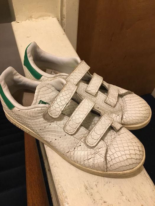 Stan smith snake hot sale