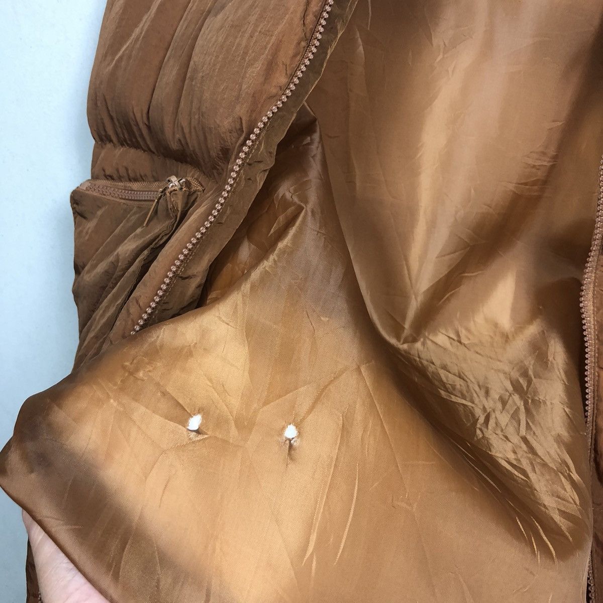 Japanese Brand × The Unbranded Brand Vintage Unbranded Beige Brown Puffer Hooded Puffer Vest Size US M / EU 48-50 / 2 - 7 Thumbnail