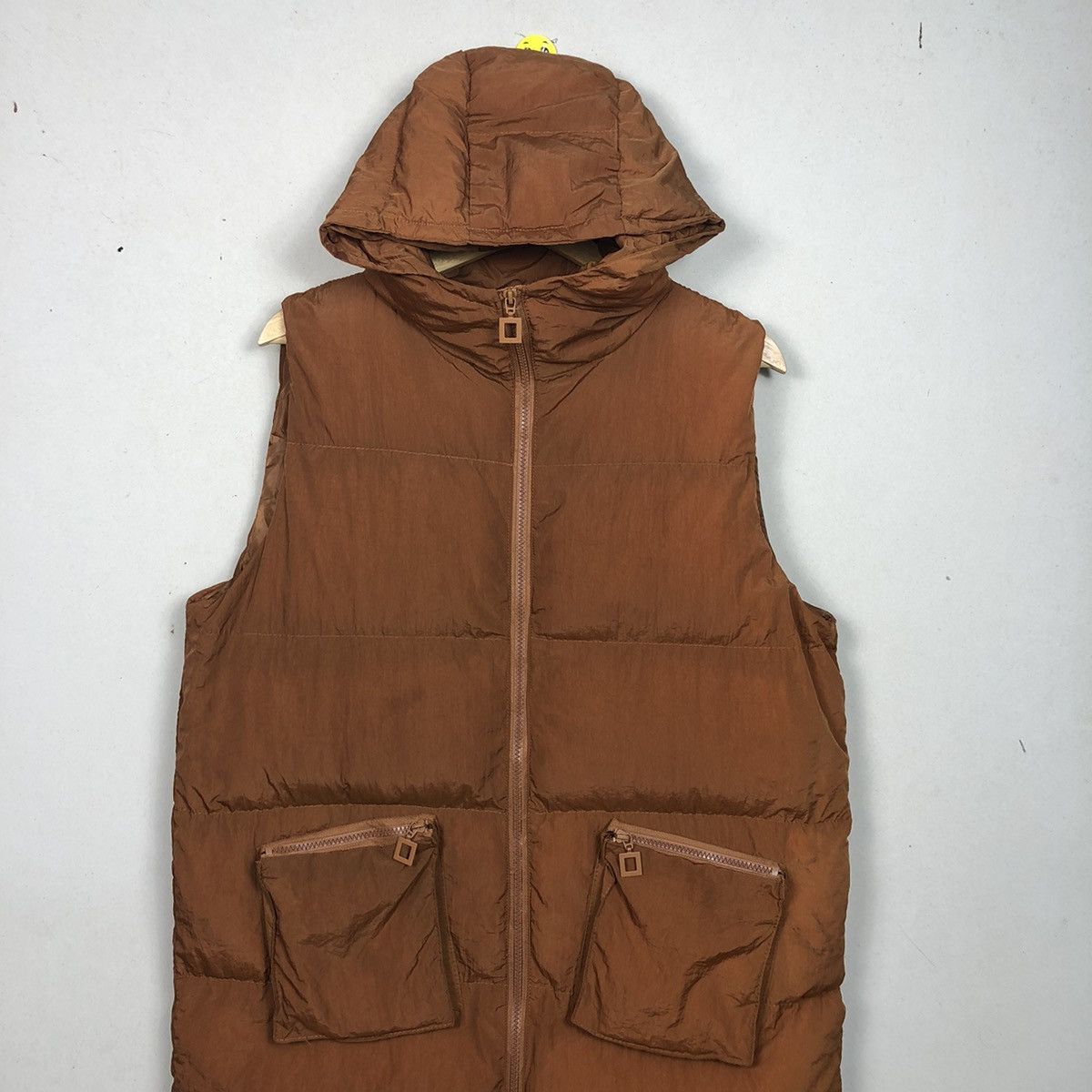 Japanese Brand × The Unbranded Brand Vintage Unbranded Beige Brown Puffer Hooded Puffer Vest Size US M / EU 48-50 / 2 - 4 Thumbnail