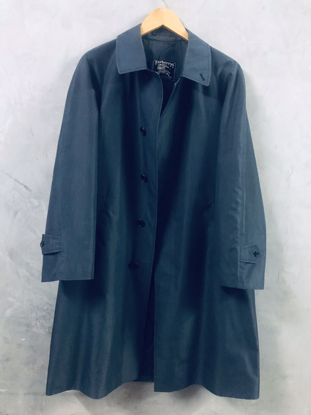 Burberry × Burberry Prorsum × Vintage Vintage Burberrys Long Coat Trench Coat Size US M / EU 48-50 / 2 - 1 Thumbnail