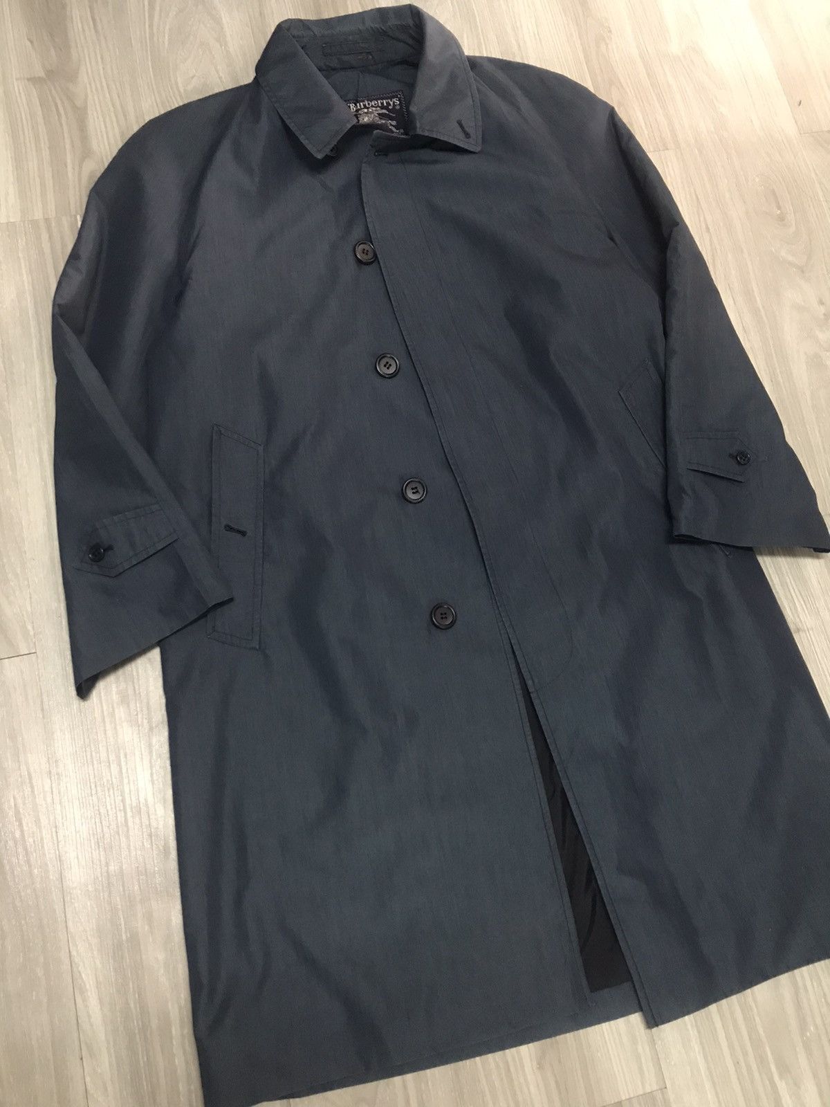 Burberry × Burberry Prorsum × Vintage Vintage Burberrys Long Coat Trench Coat Size US M / EU 48-50 / 2 - 9 Thumbnail