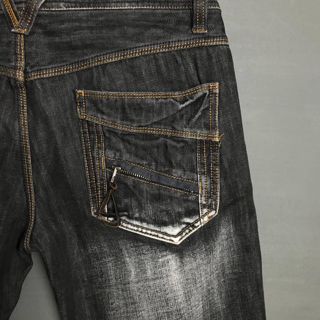 HIDEAWAYS × Japanese Brand Nicole Hideaways Multipocket Faded Jeans Size US 34 / EU 50 - 8 Thumbnail