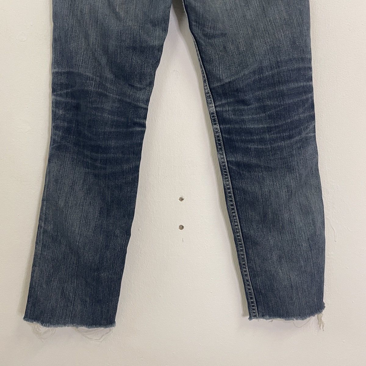 Levi's Vintage Levis 511 Kurt Cobain Style Distressed Denim Jeans Size US 30 / EU 46 - 11 Thumbnail