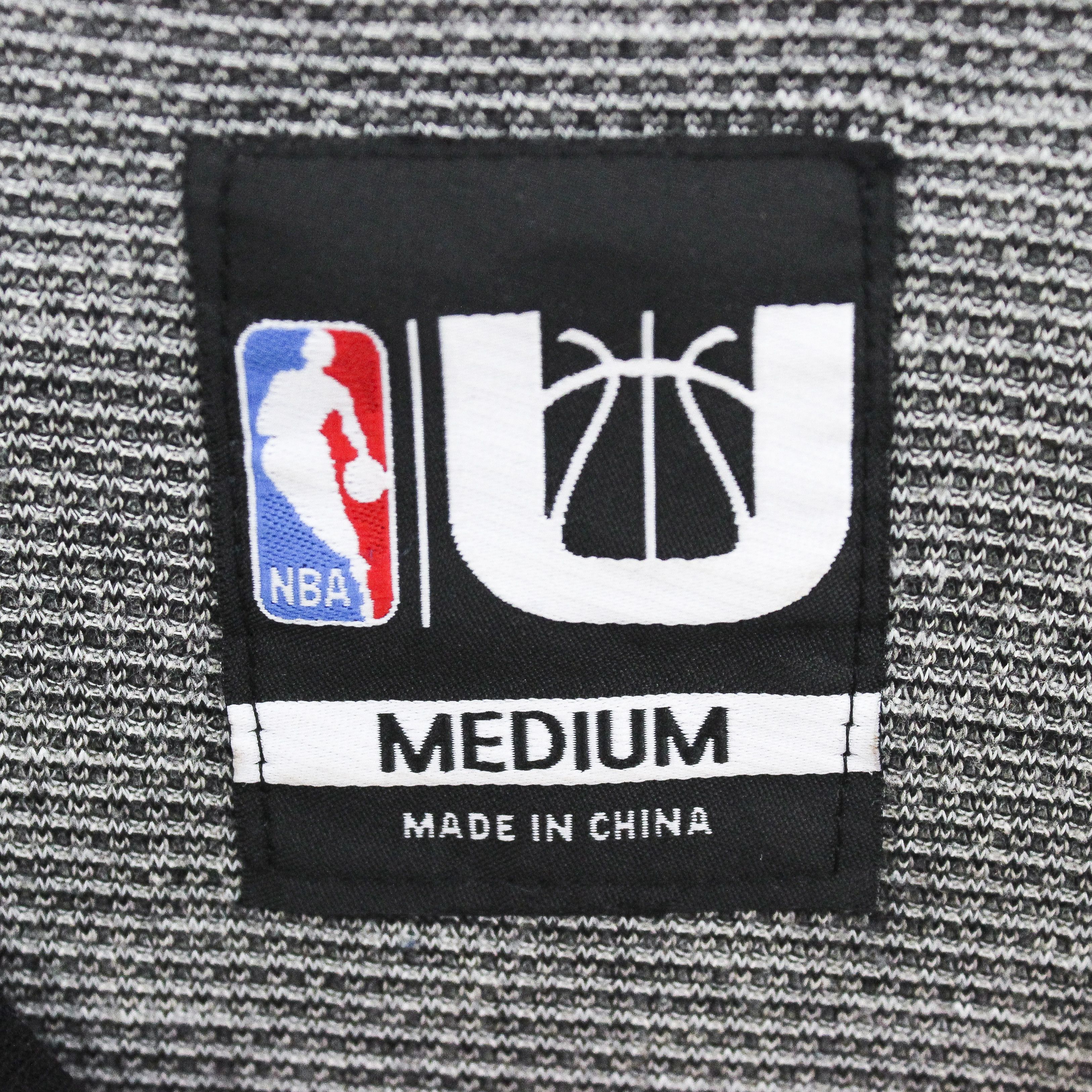 NBA Golden State Warriors Mens M Basketball Jumper NBA Pullover Size US M / EU 48-50 / 2 - 4 Thumbnail