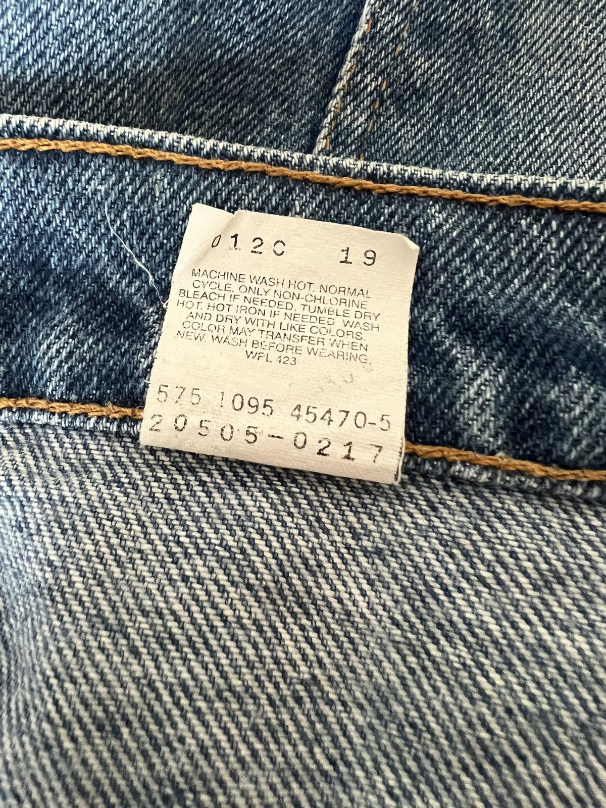 Levi's Vintage 1995 Levi’s 505 Orange Tab Fade Denim Painter Jeans Size US 38 / EU 54 - 21 Thumbnail