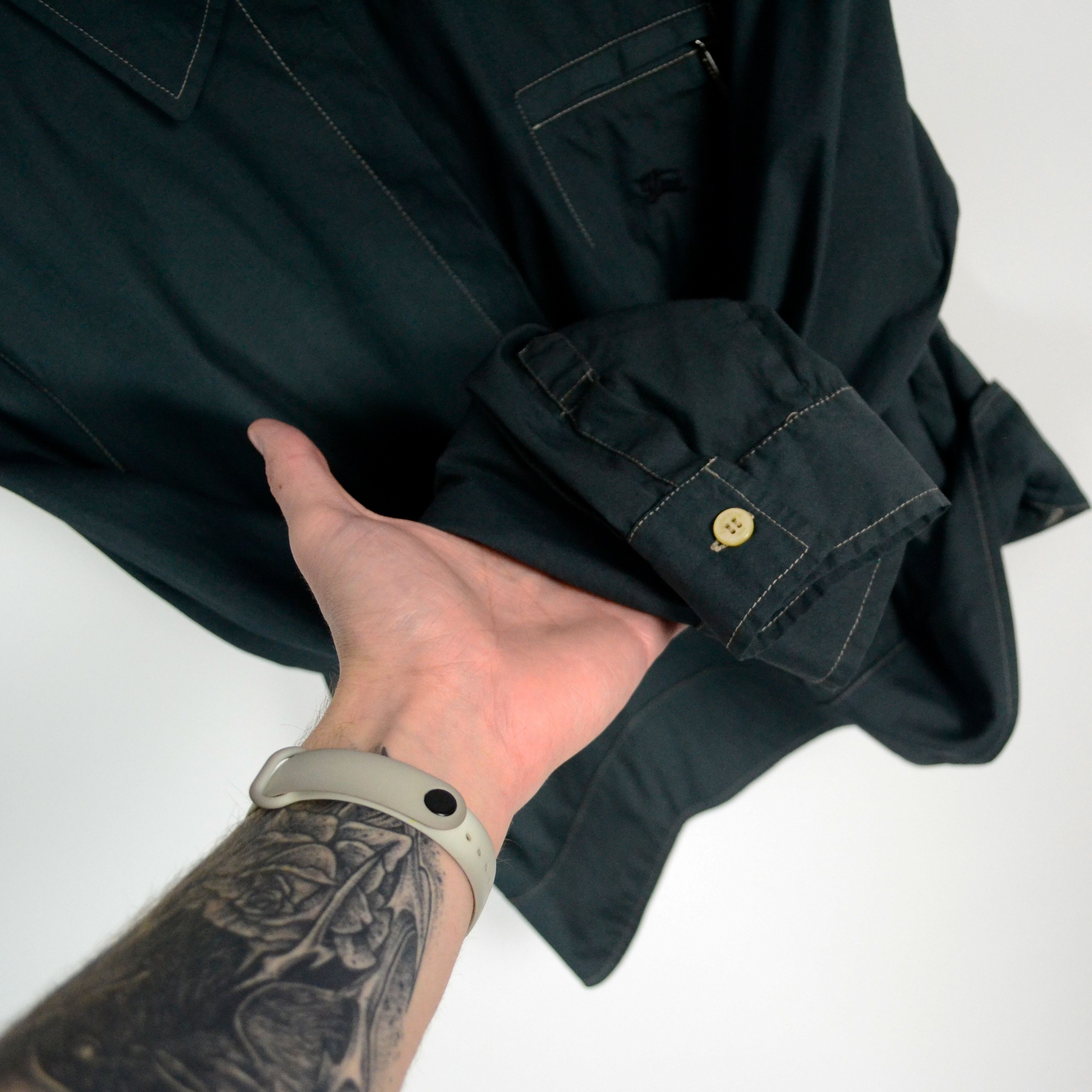 Burberry awesome Burberry short shirt with embroided logo Size L / US 10 / IT 46 - 6 Thumbnail