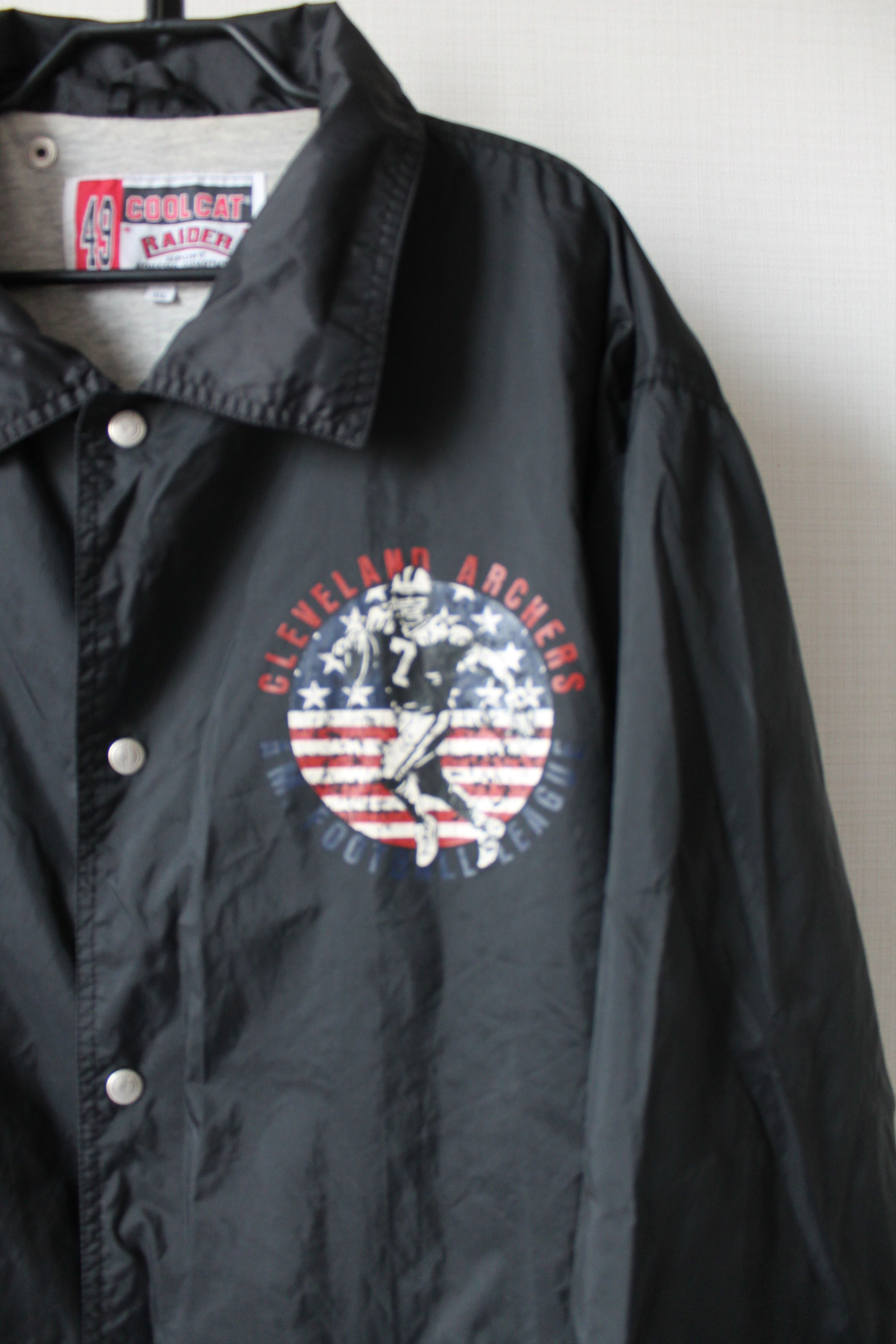 NFL 90's NFL Cleveland Cool Cat Archers Light Nylon Jacket Size US XL / EU 56 / 4 - 3 Thumbnail