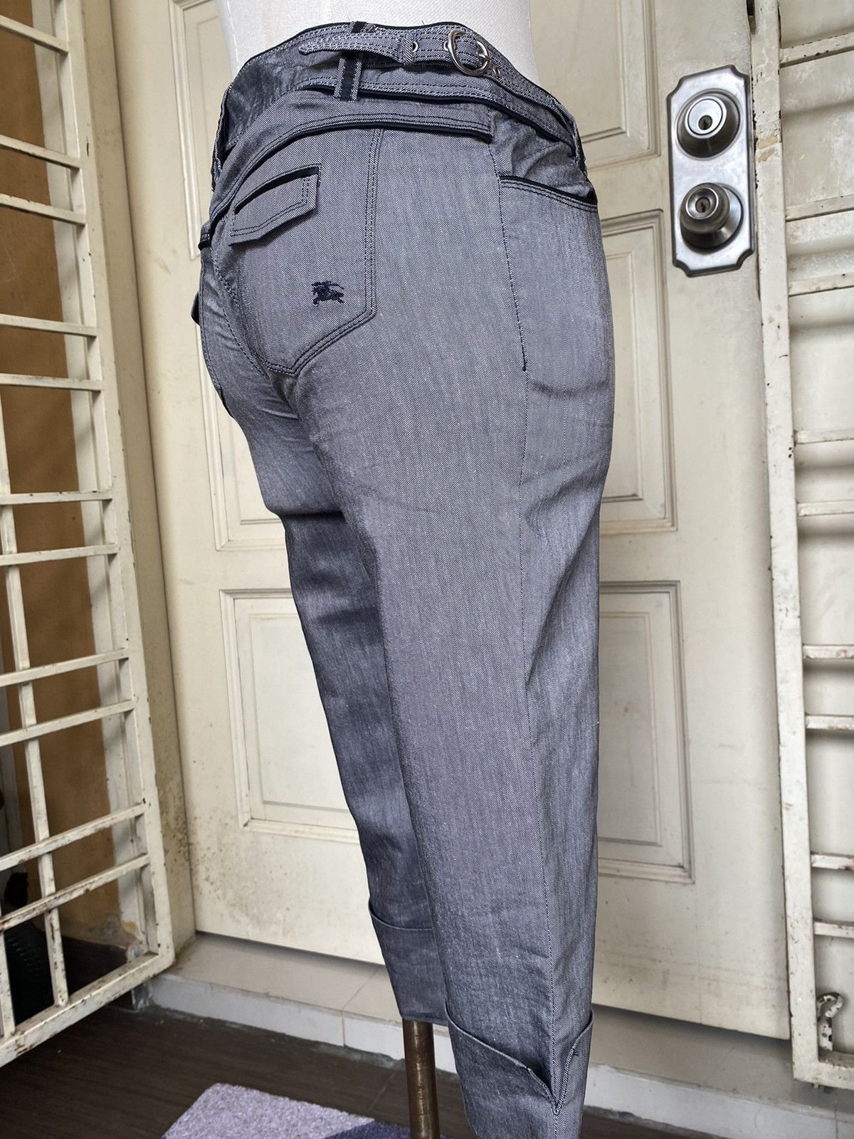 Burberry 3q pants Size 26" / US 2 / IT 38 - 5 Thumbnail