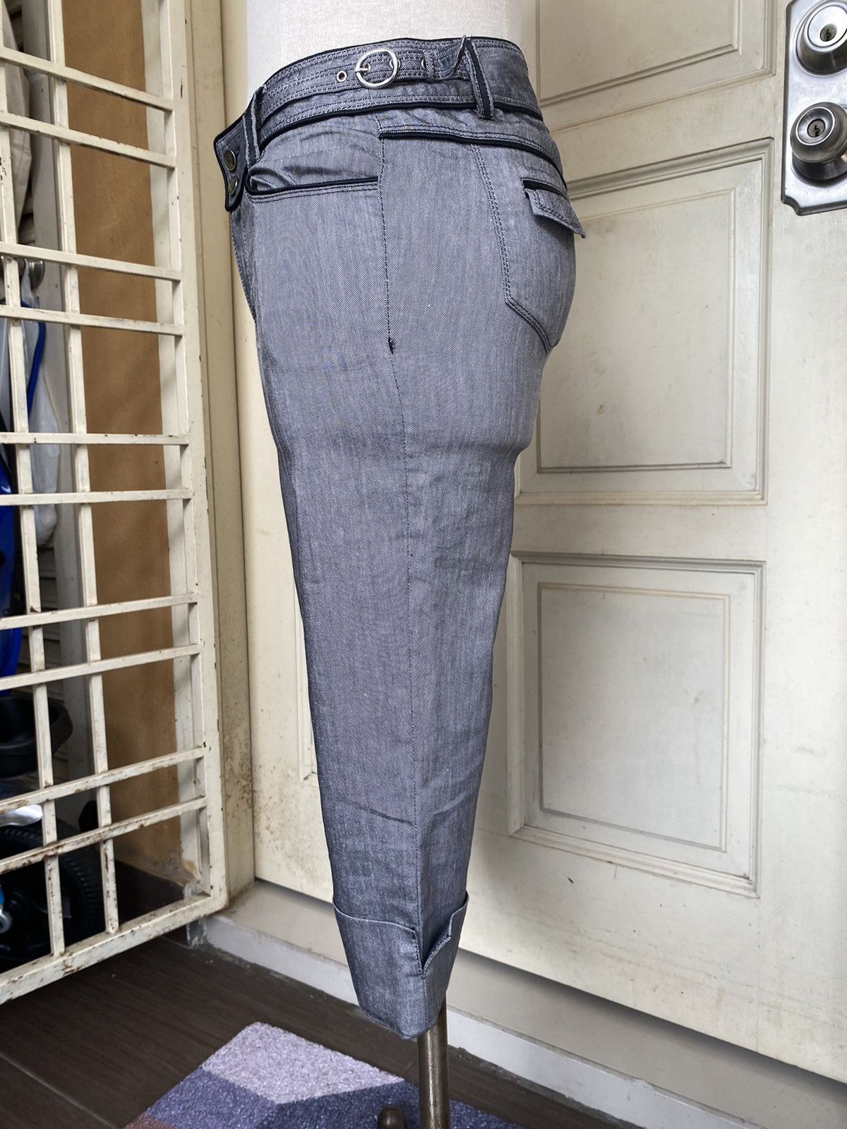 Burberry 3q pants Size 26" / US 2 / IT 38 - 2 Thumbnail
