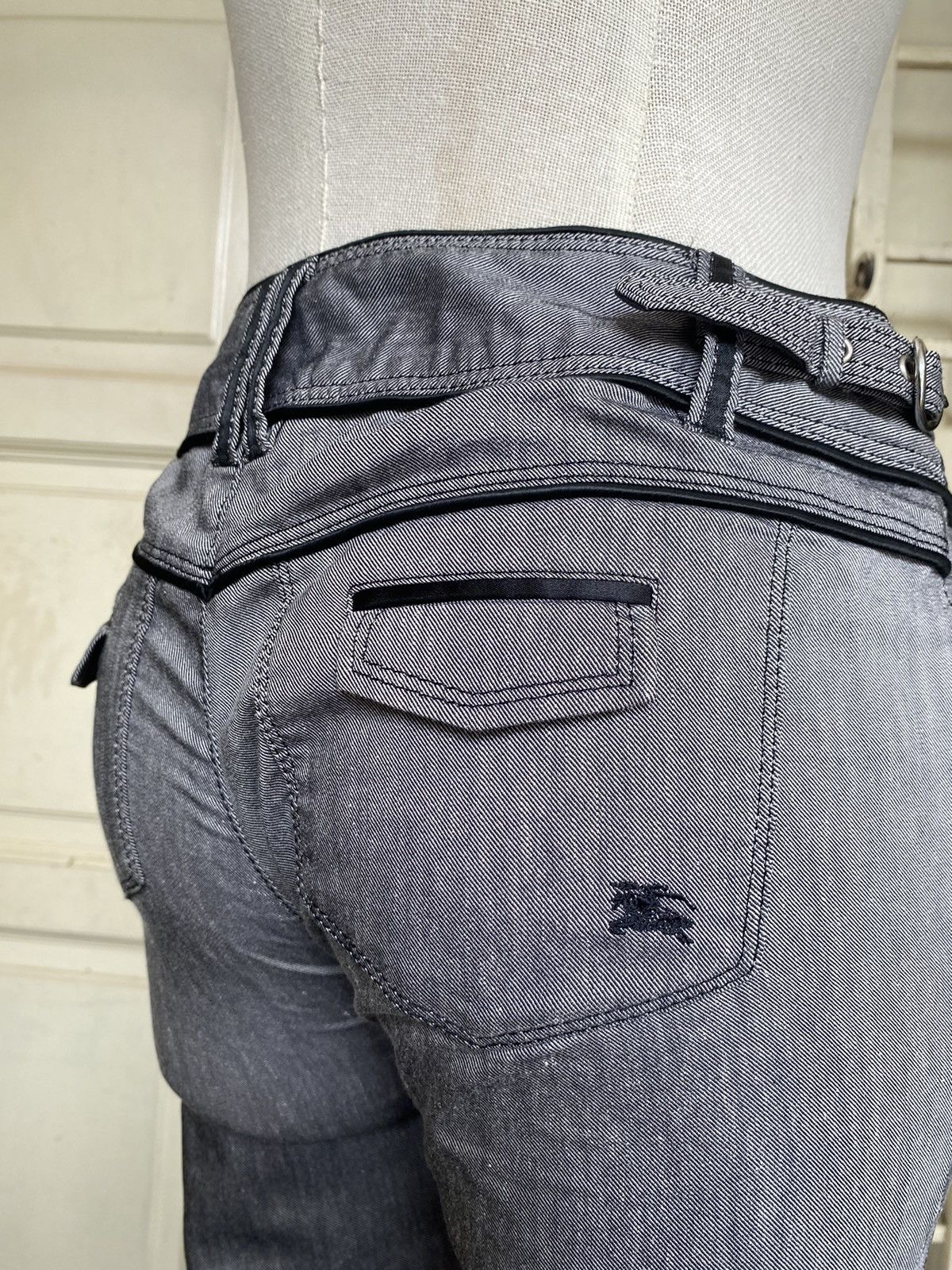 Burberry 3q pants Size 26" / US 2 / IT 38 - 4 Thumbnail