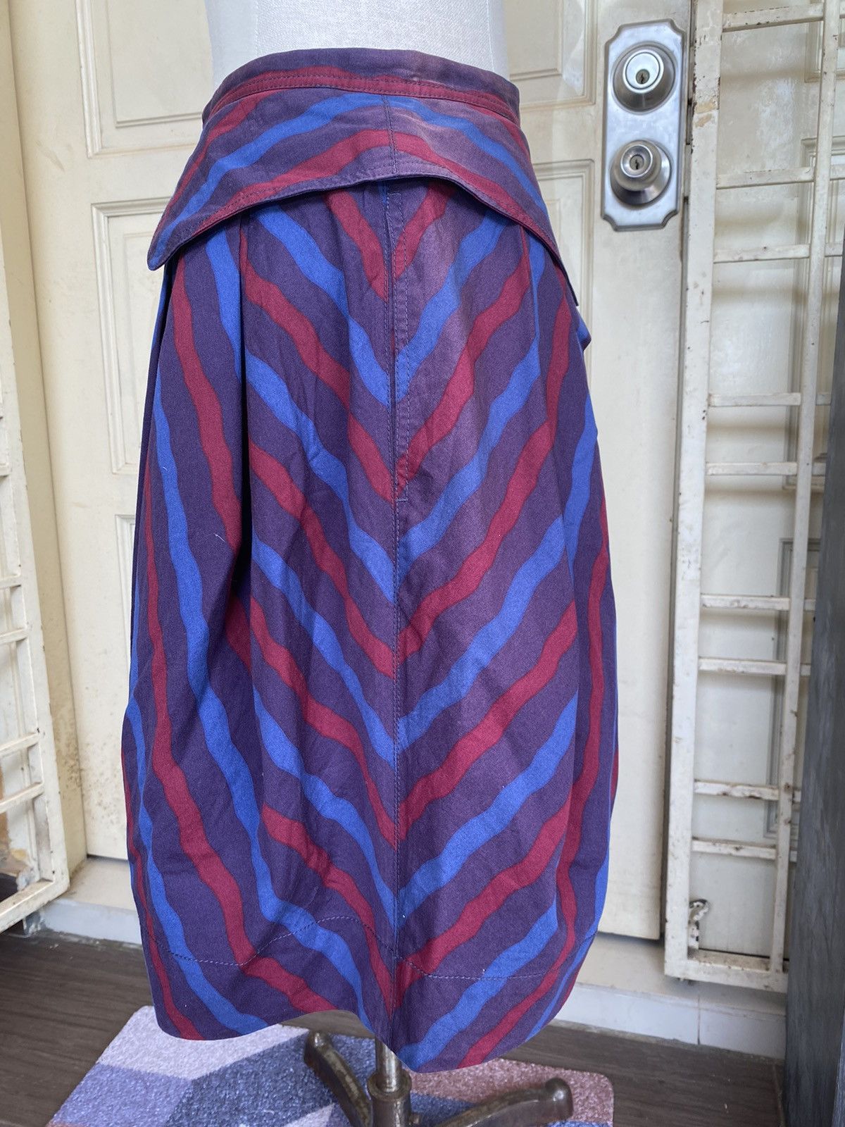Marc Jacobs baloon skirt Size 29" - 2 Thumbnail